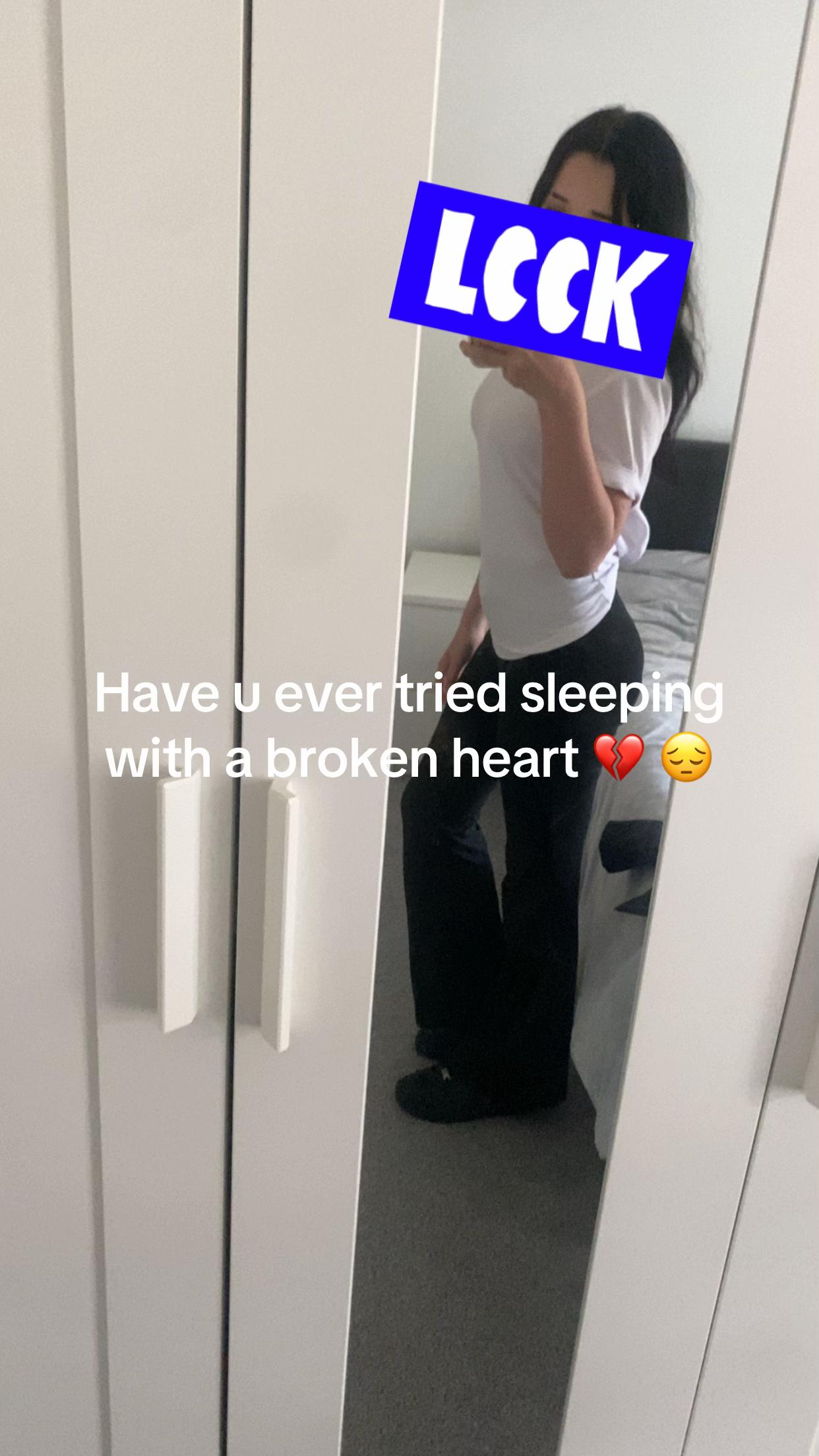 @Lexi๐ค
