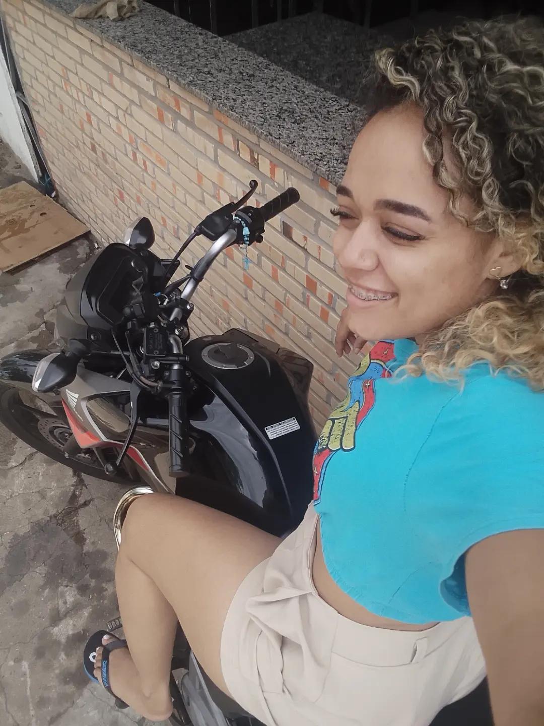 @elinny_cristiane