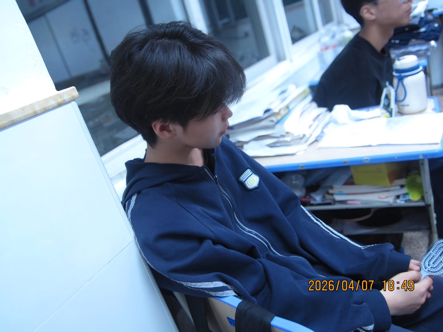 @破碎的心。