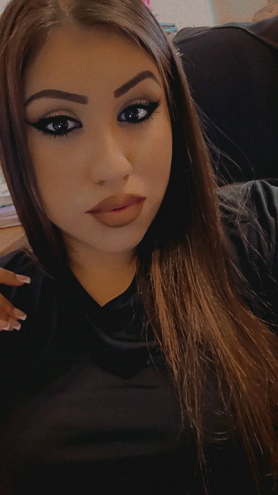 @Des🤎