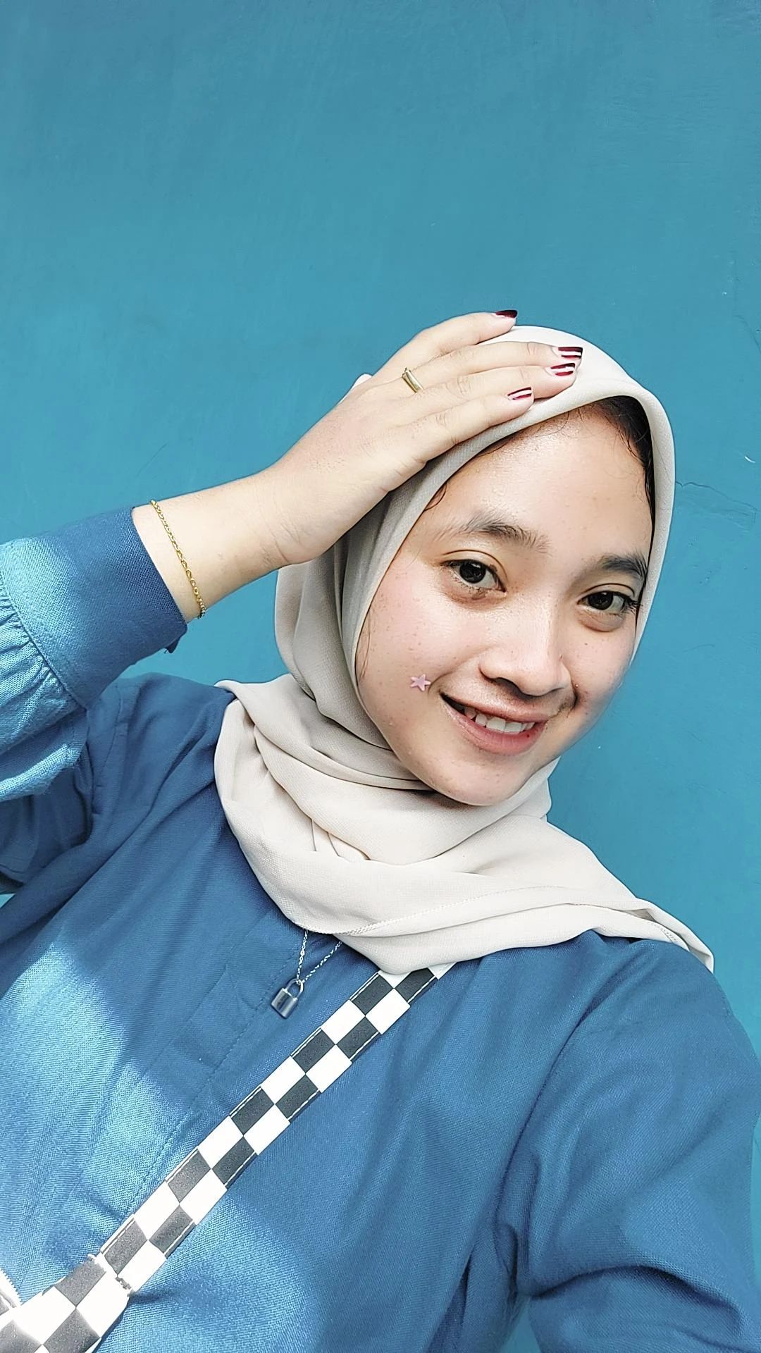 @DIKISTORE10