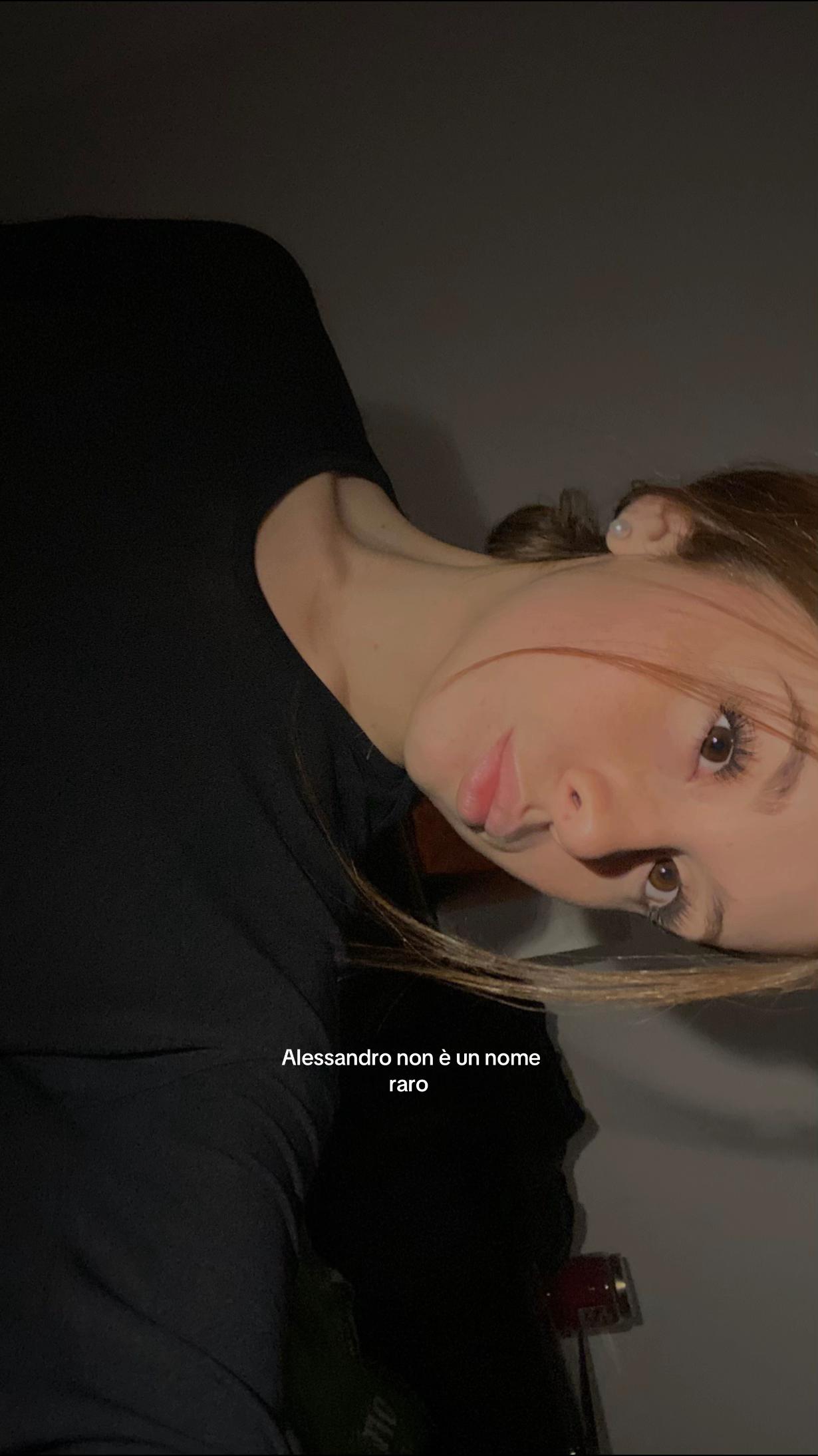 @𝑓𝑟𝑎𝑛𝑐𝑒𝑠𝑐𝑎