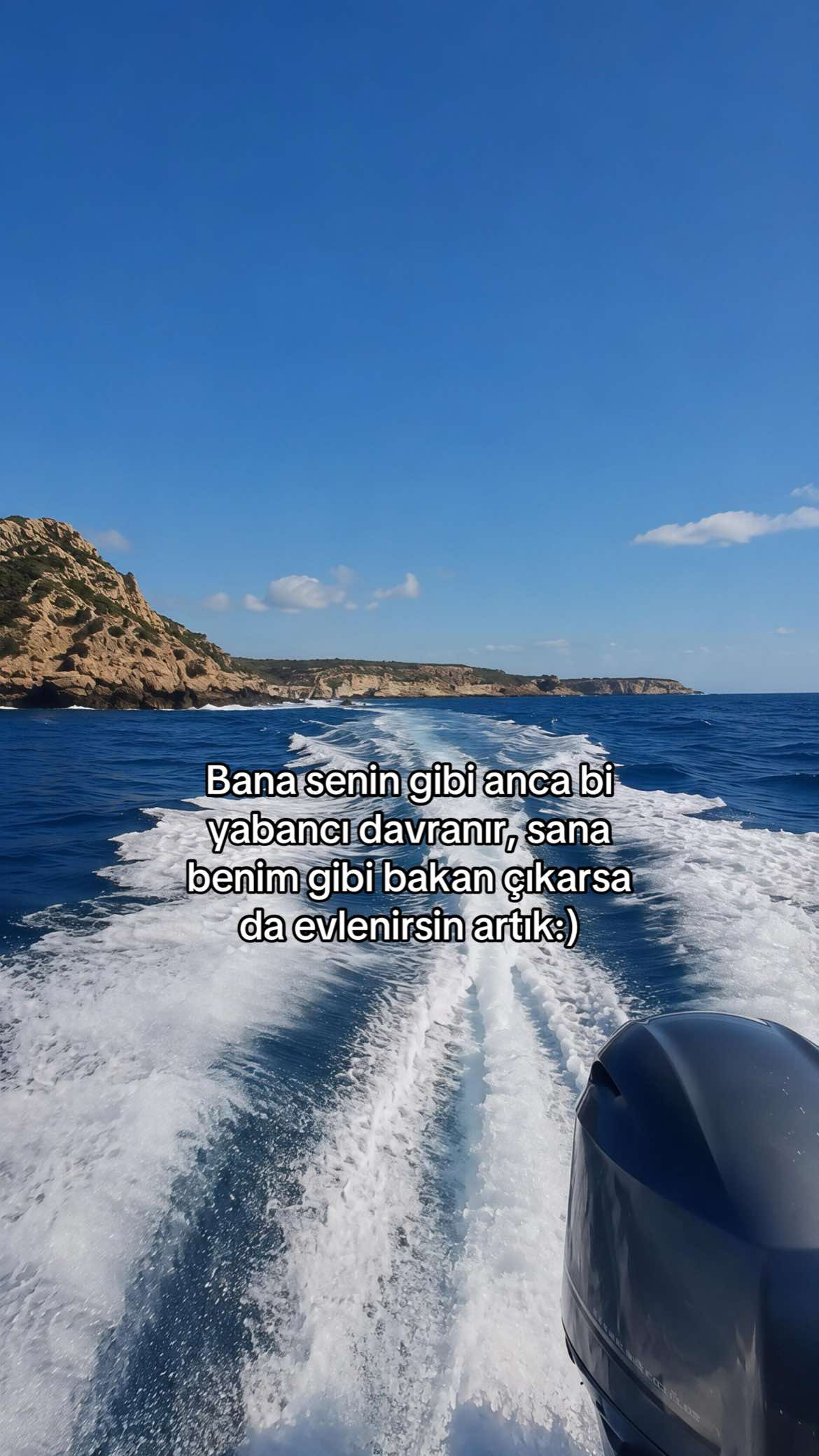 @manolialyrics