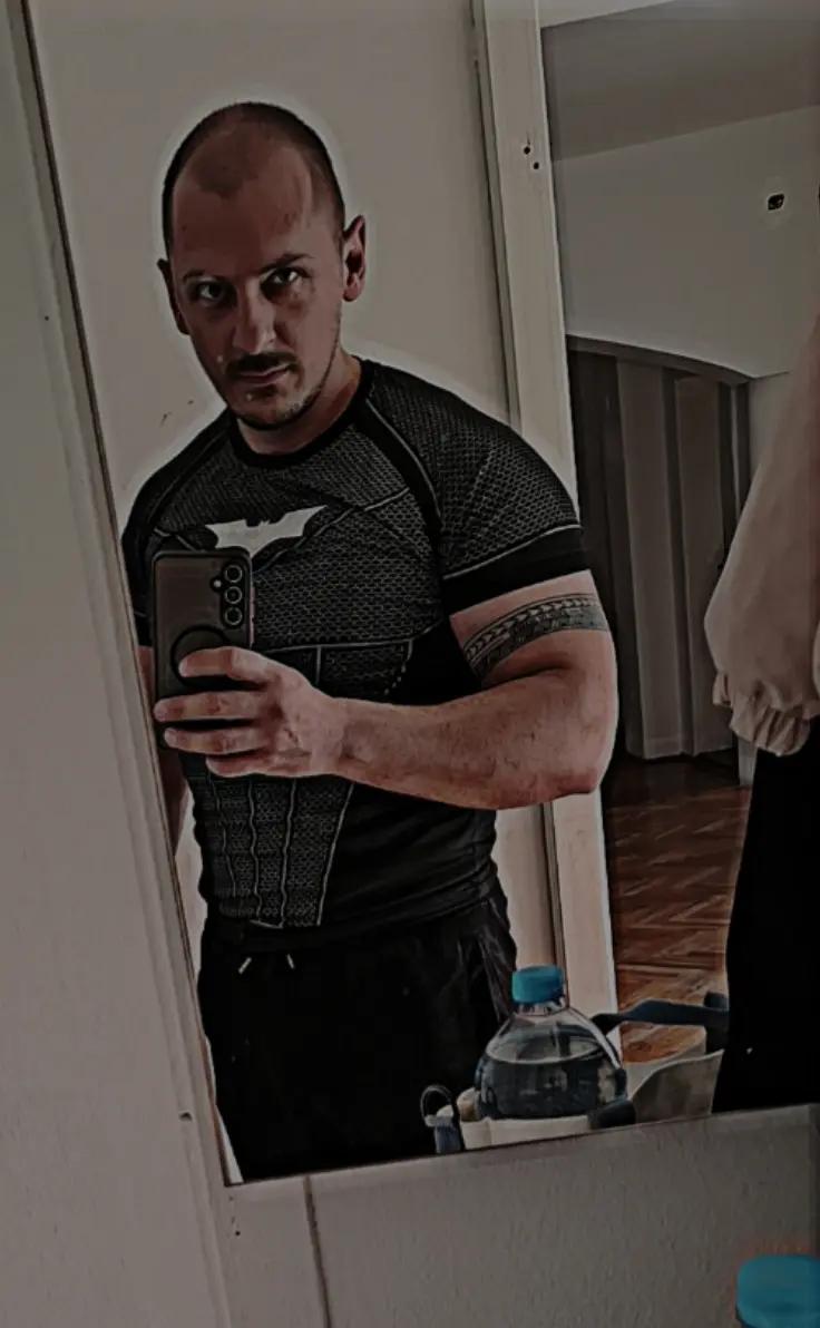 @PoluCovekPoluPoljoprivrednik