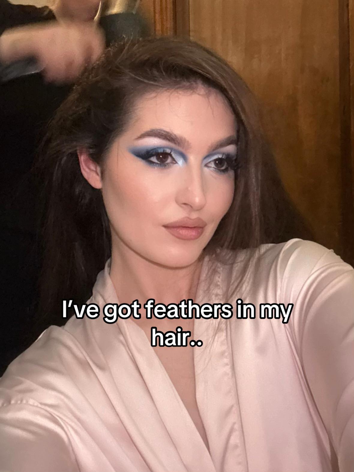 @mariacostinnn