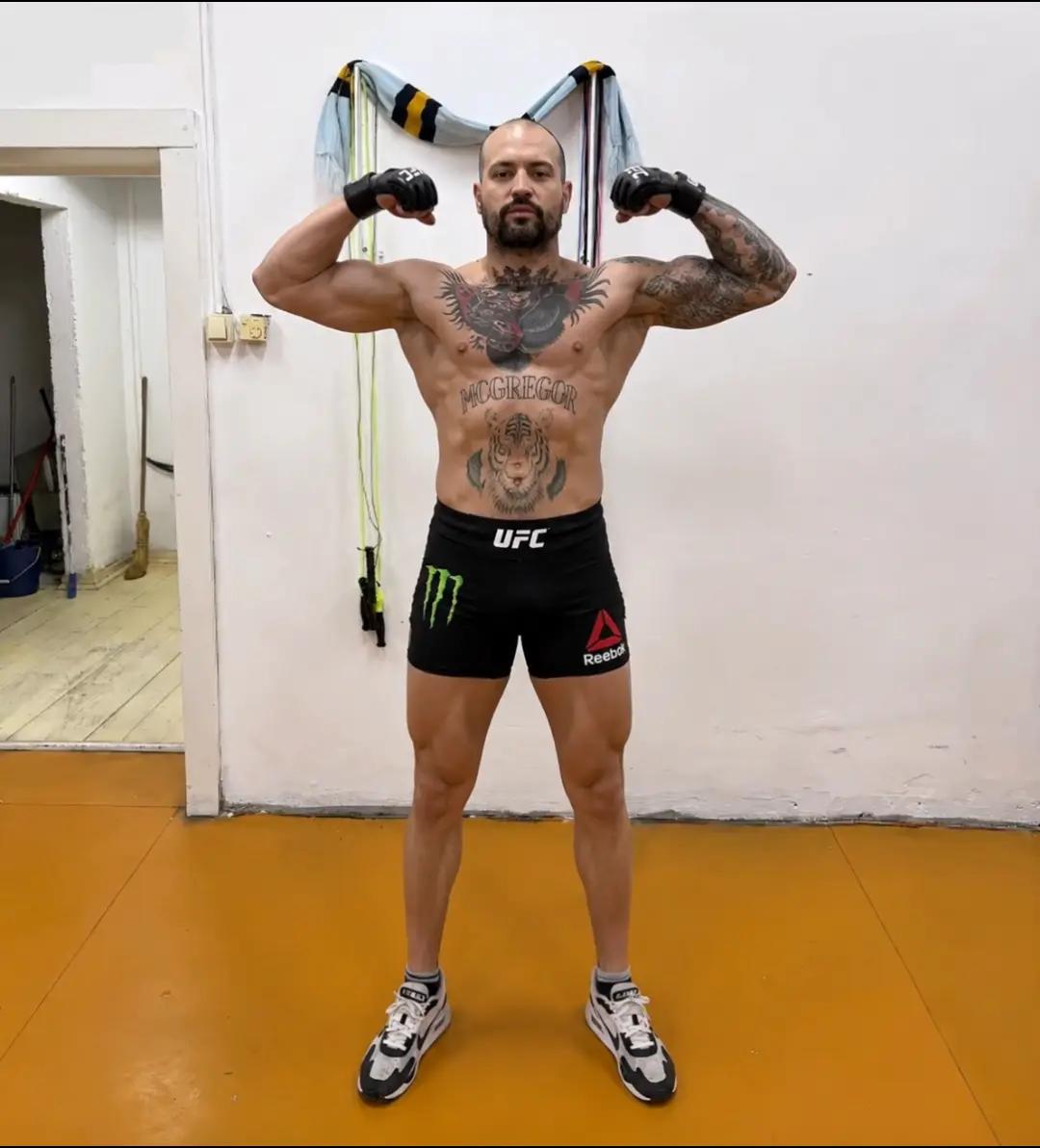 @stevdzaUF