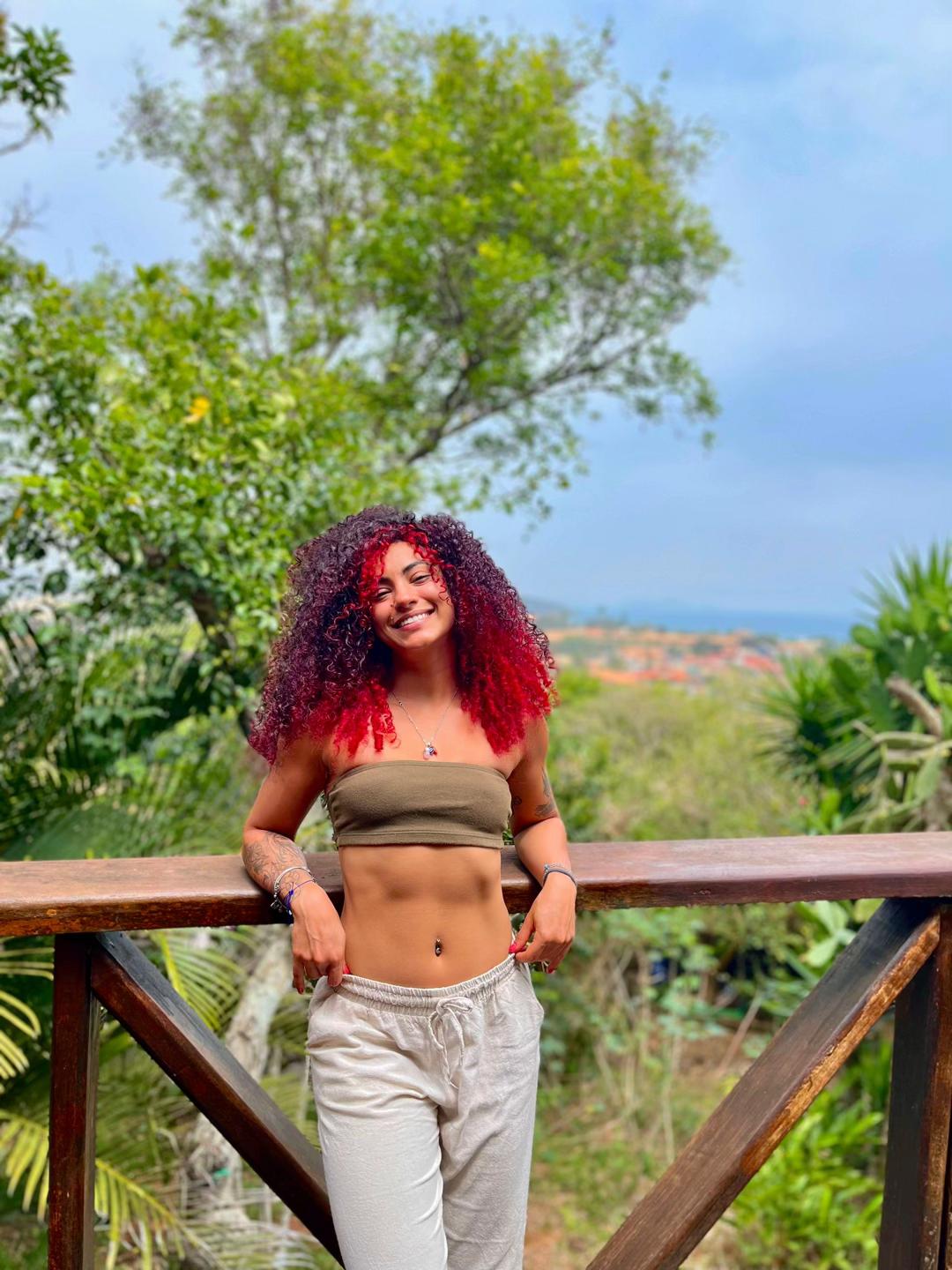 @Francine Ribeiro
