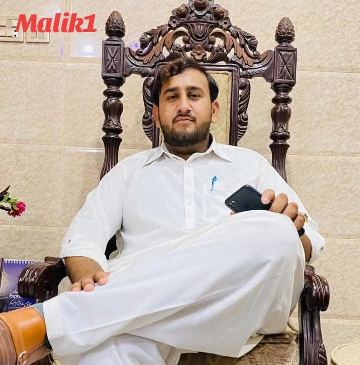 @ملک آصف