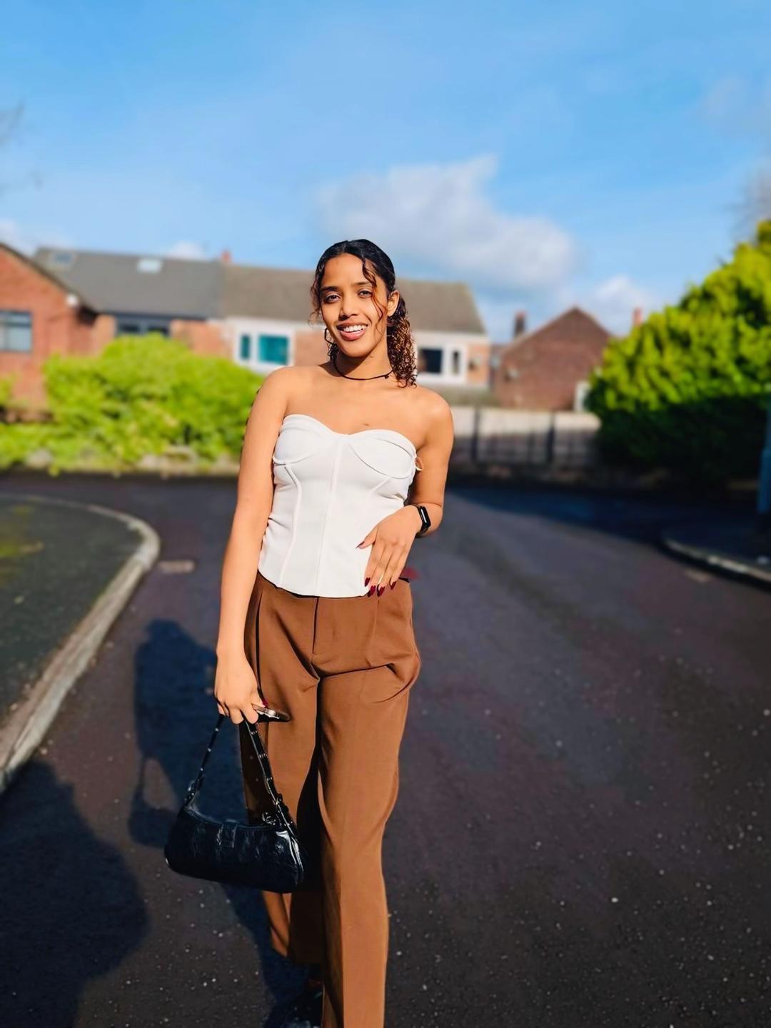 @Mitu🌸