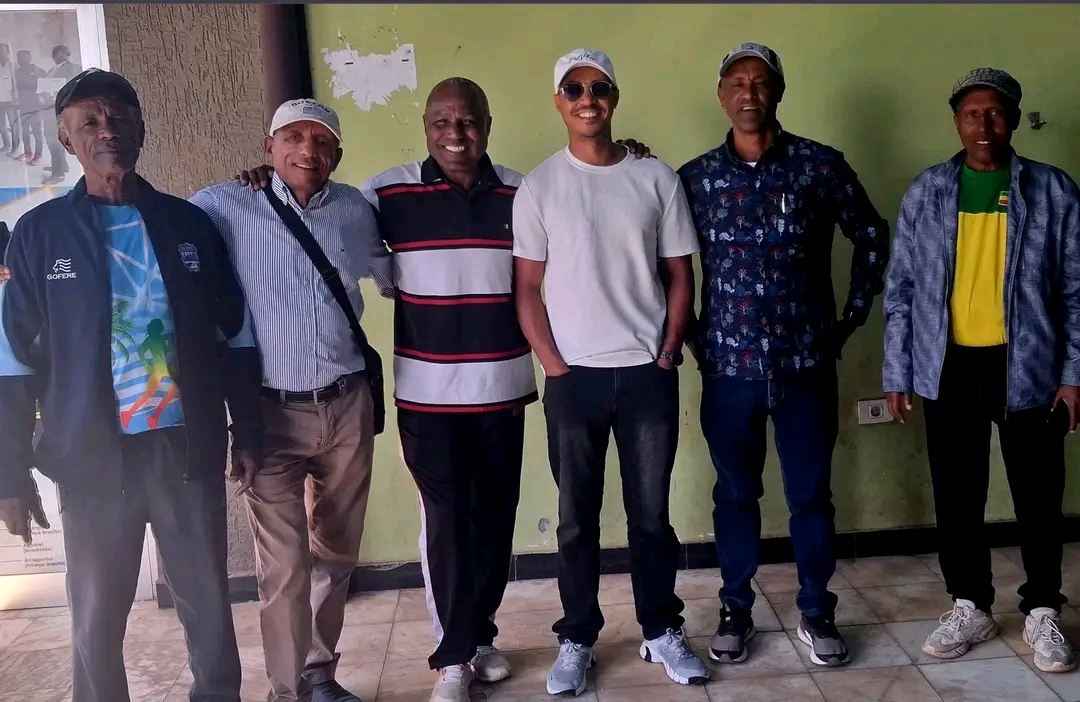@ዳግም(የባህር ዳር ትዝታወች)🌴