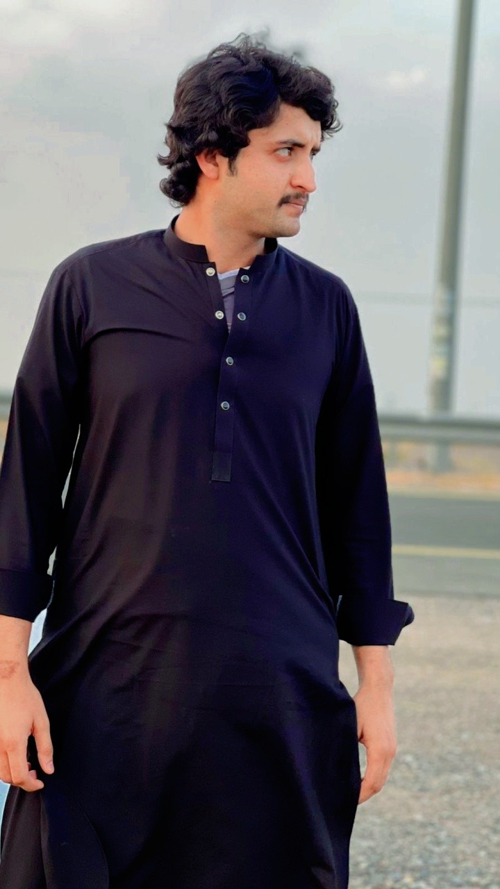 @MALAK AZIZ GUج AR 🇵🇸🇵🇰