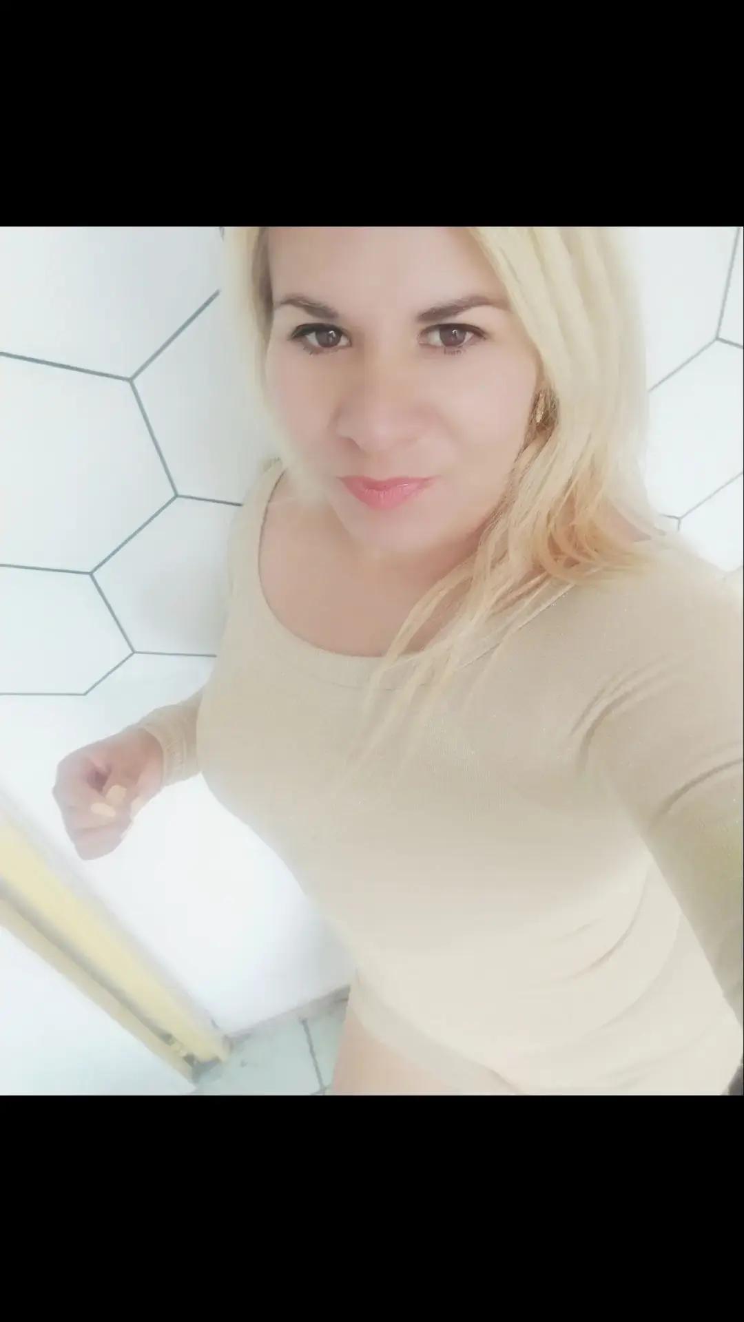 @carmen santi