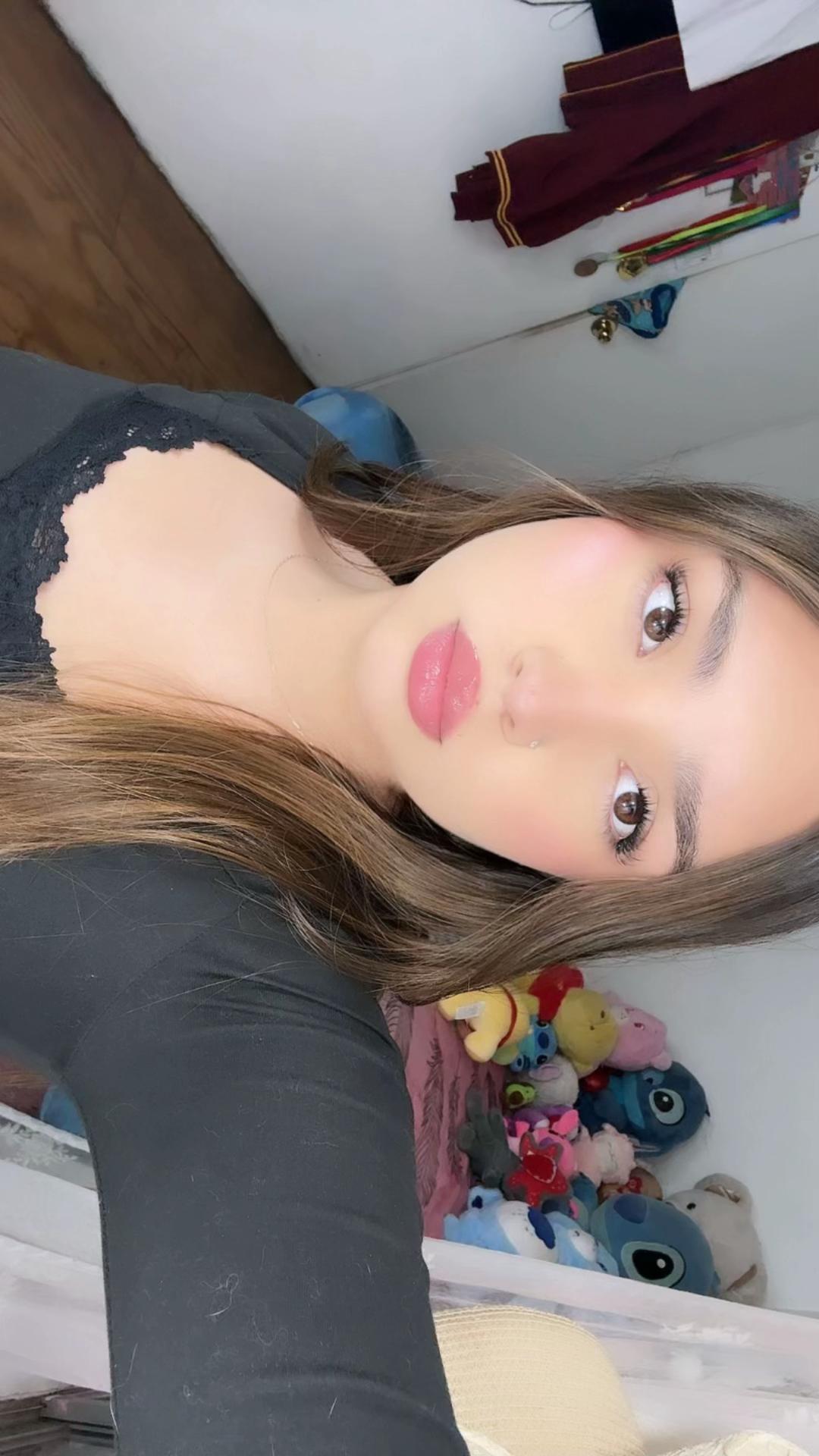 @𝓘𝓼𝓲𝓭𝓸𝓻𝓪💗
