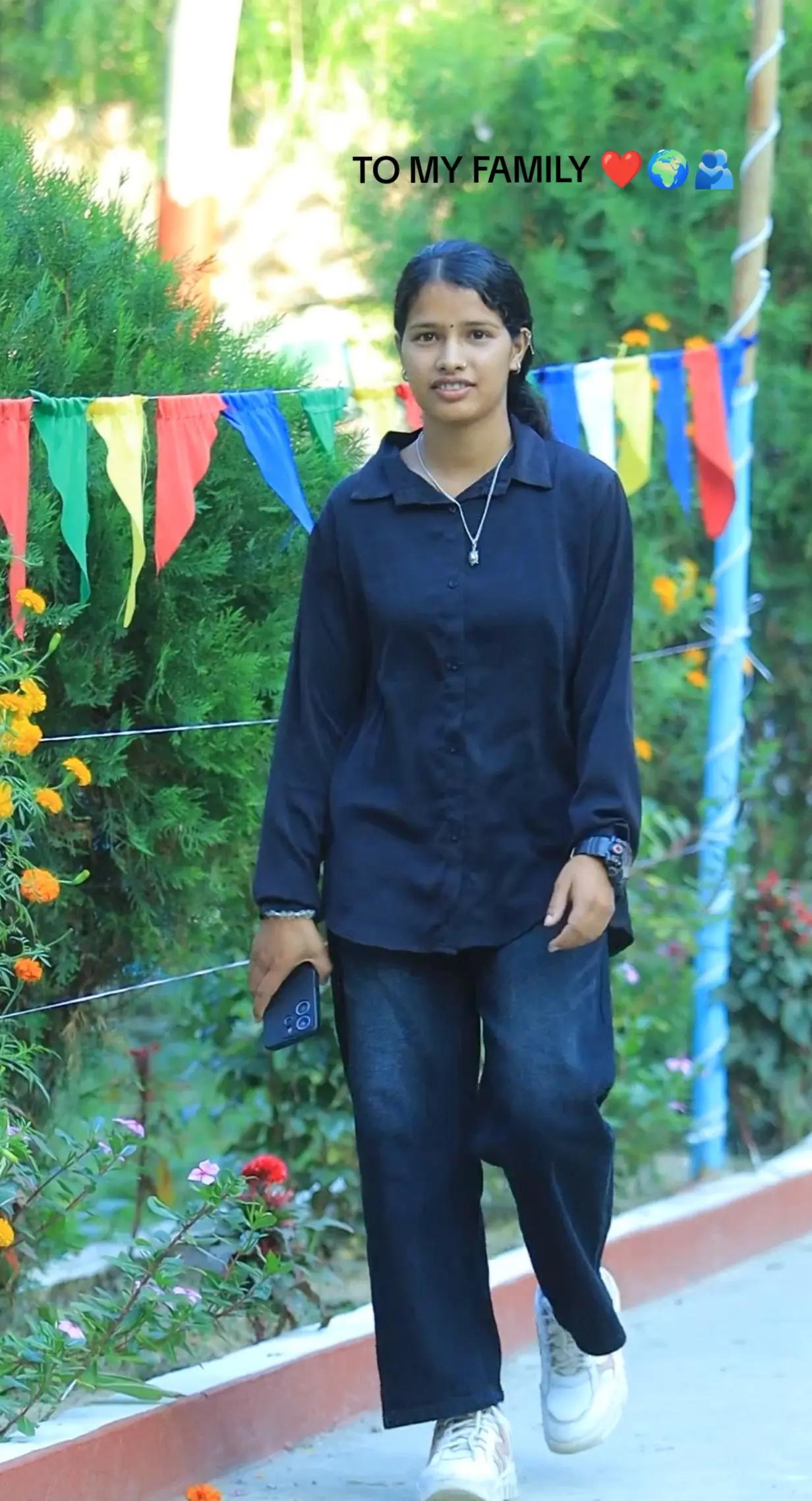 @Thakuree girl ❤️🩹💐
