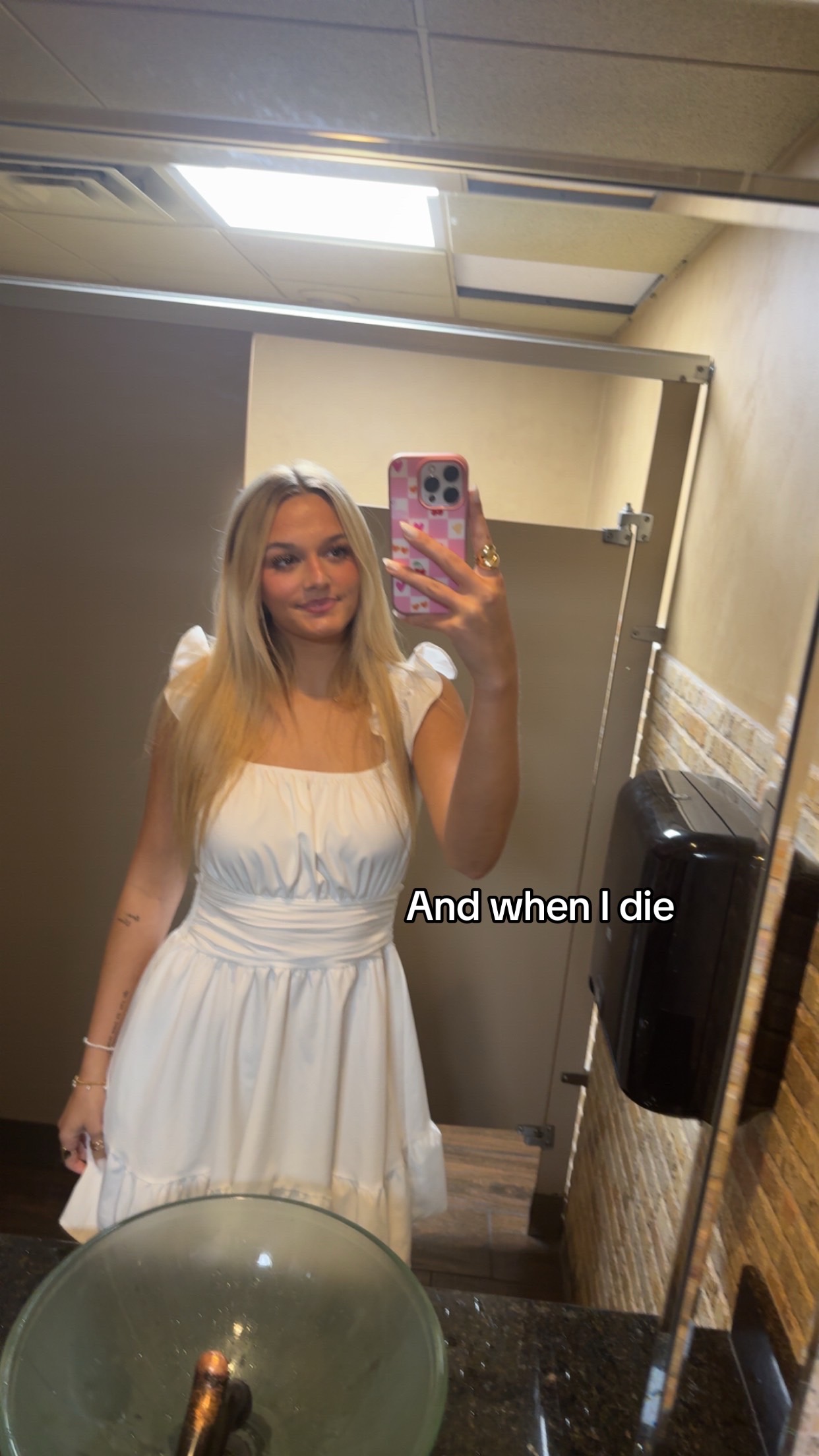 @caylie