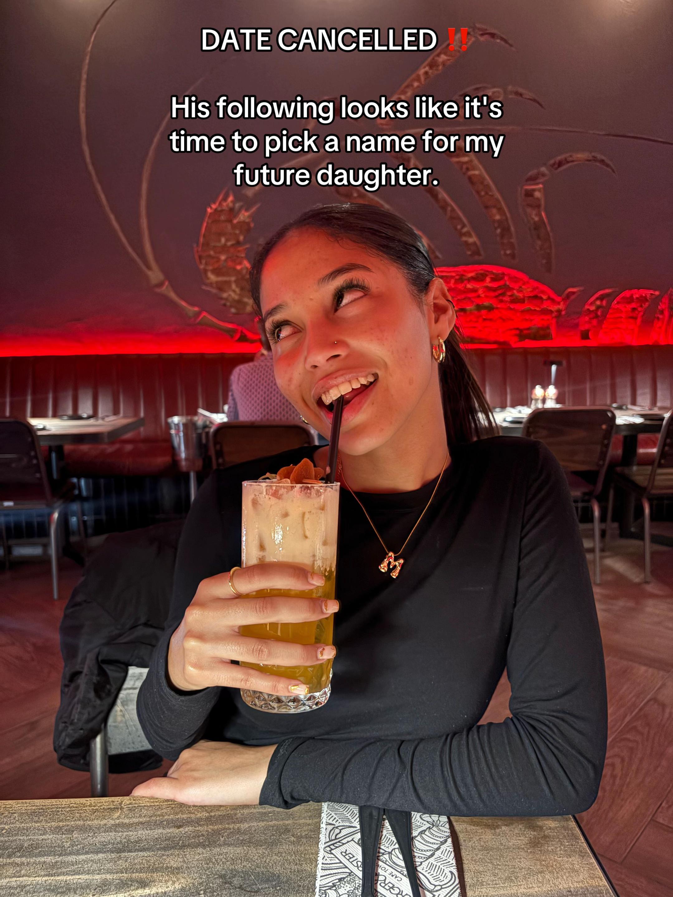 @momofebs