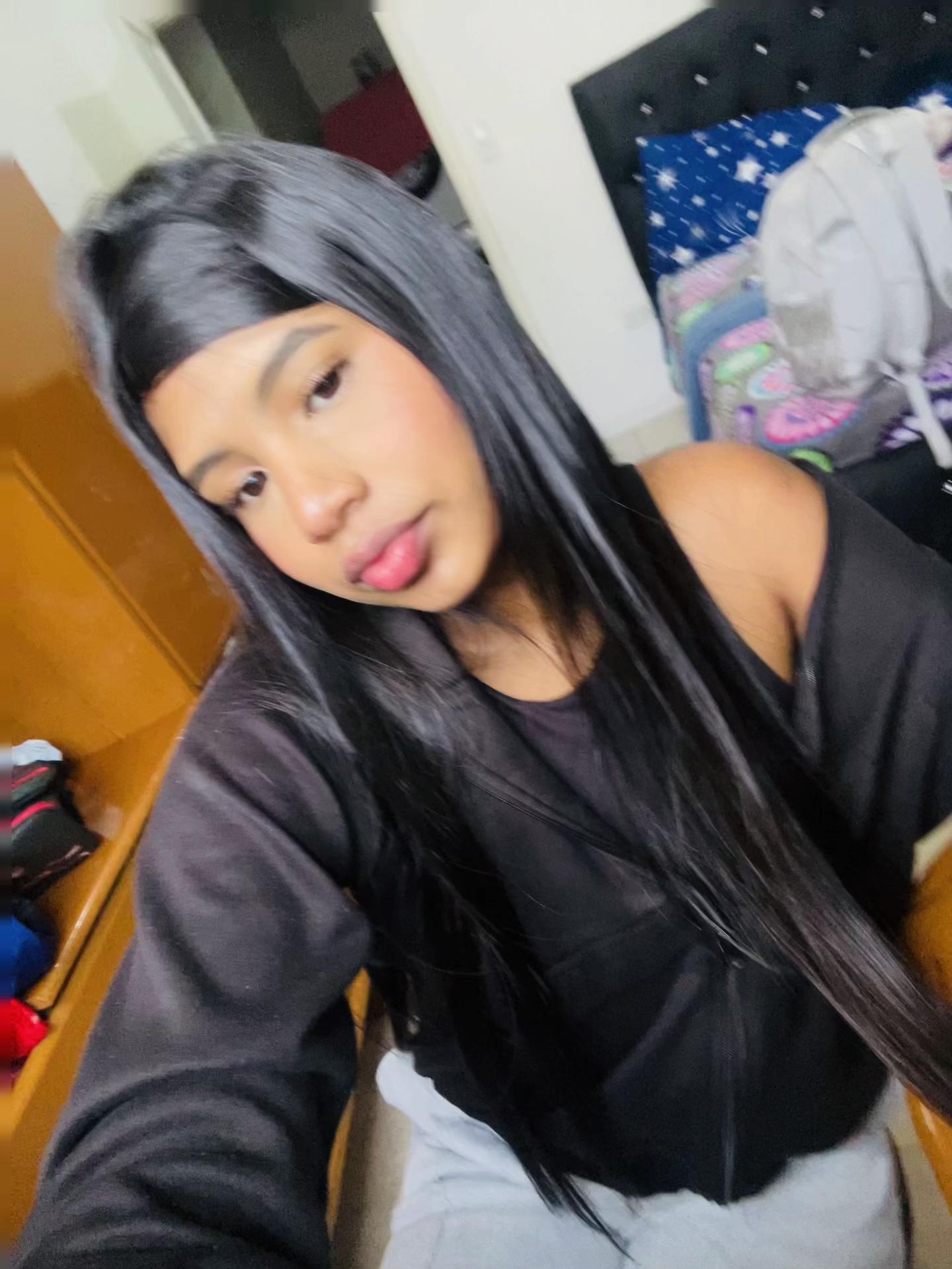 @𝓐𝓷𝓰𝓮𝓵𝓲𝓼.