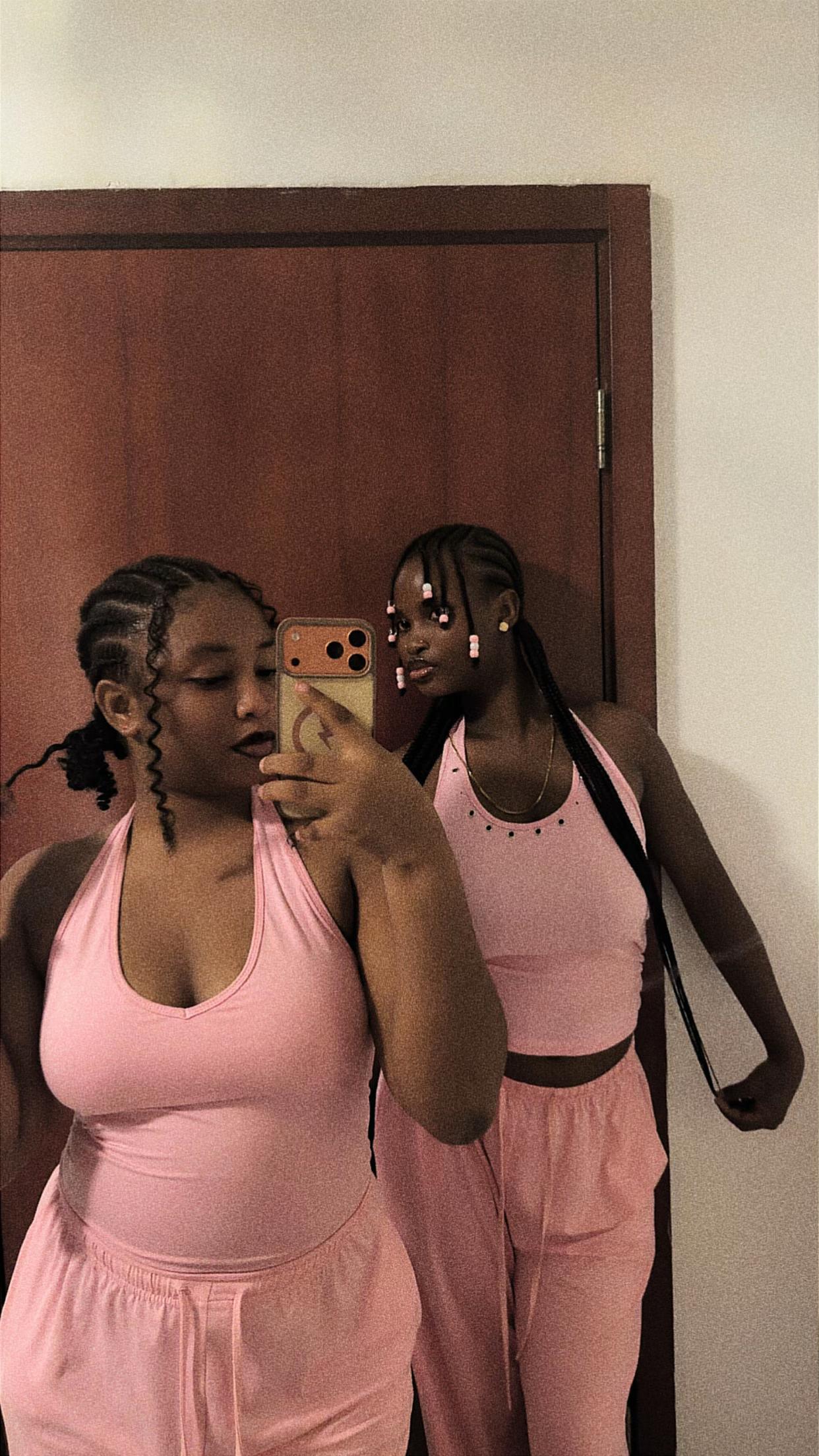 @B🍒