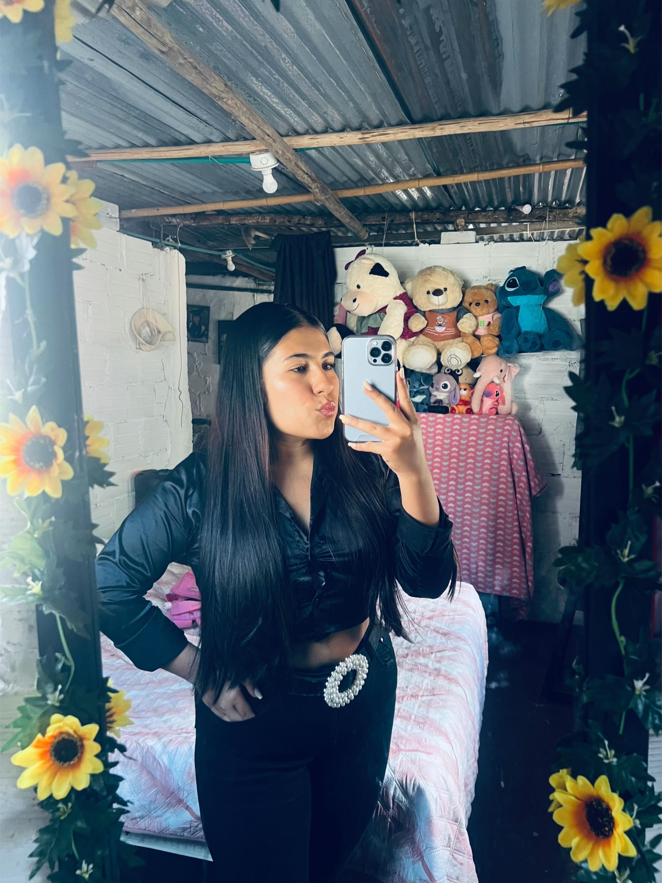 @Camila Alfonso