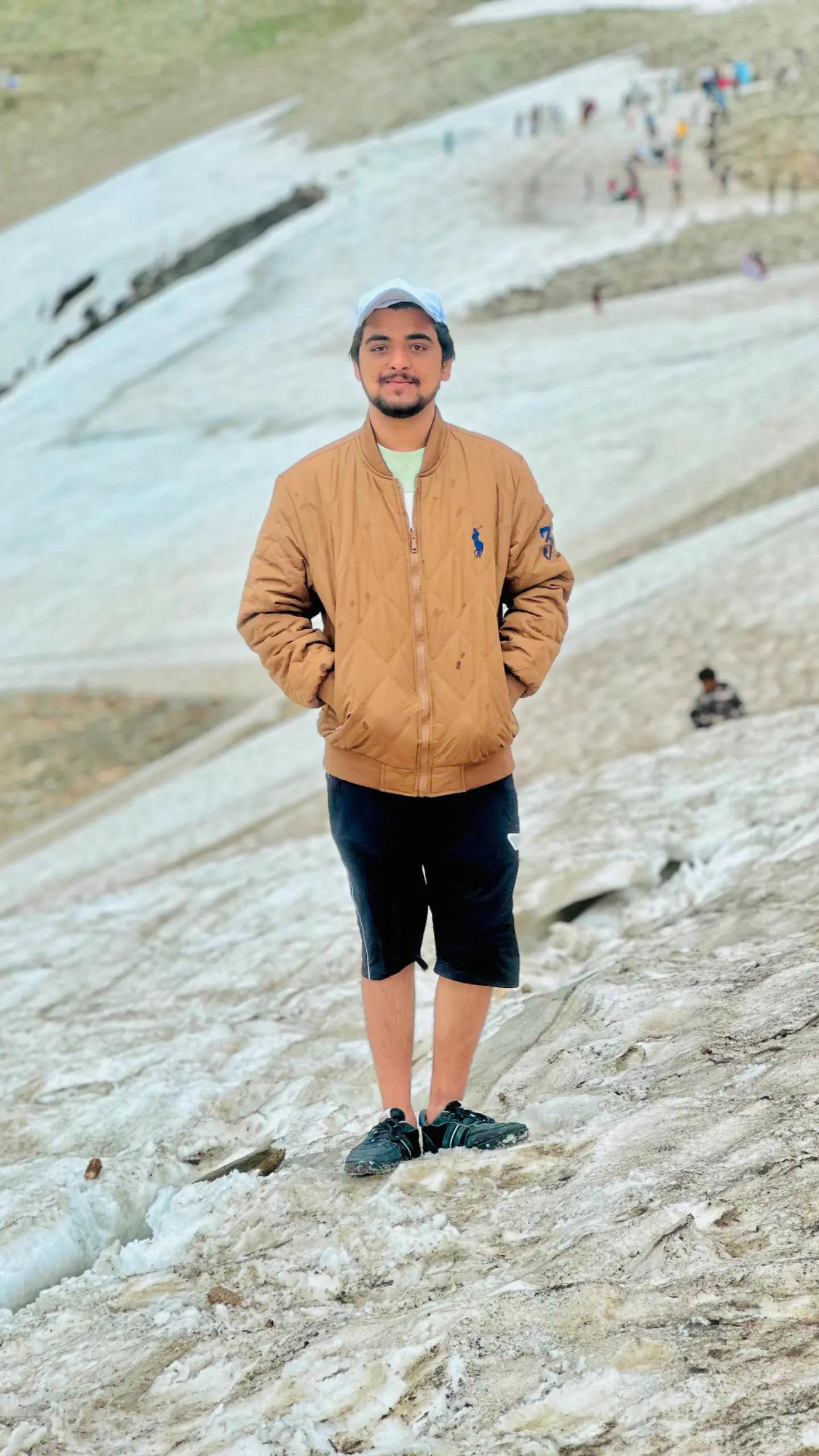 @صبیح ڈار💎🫰🏻