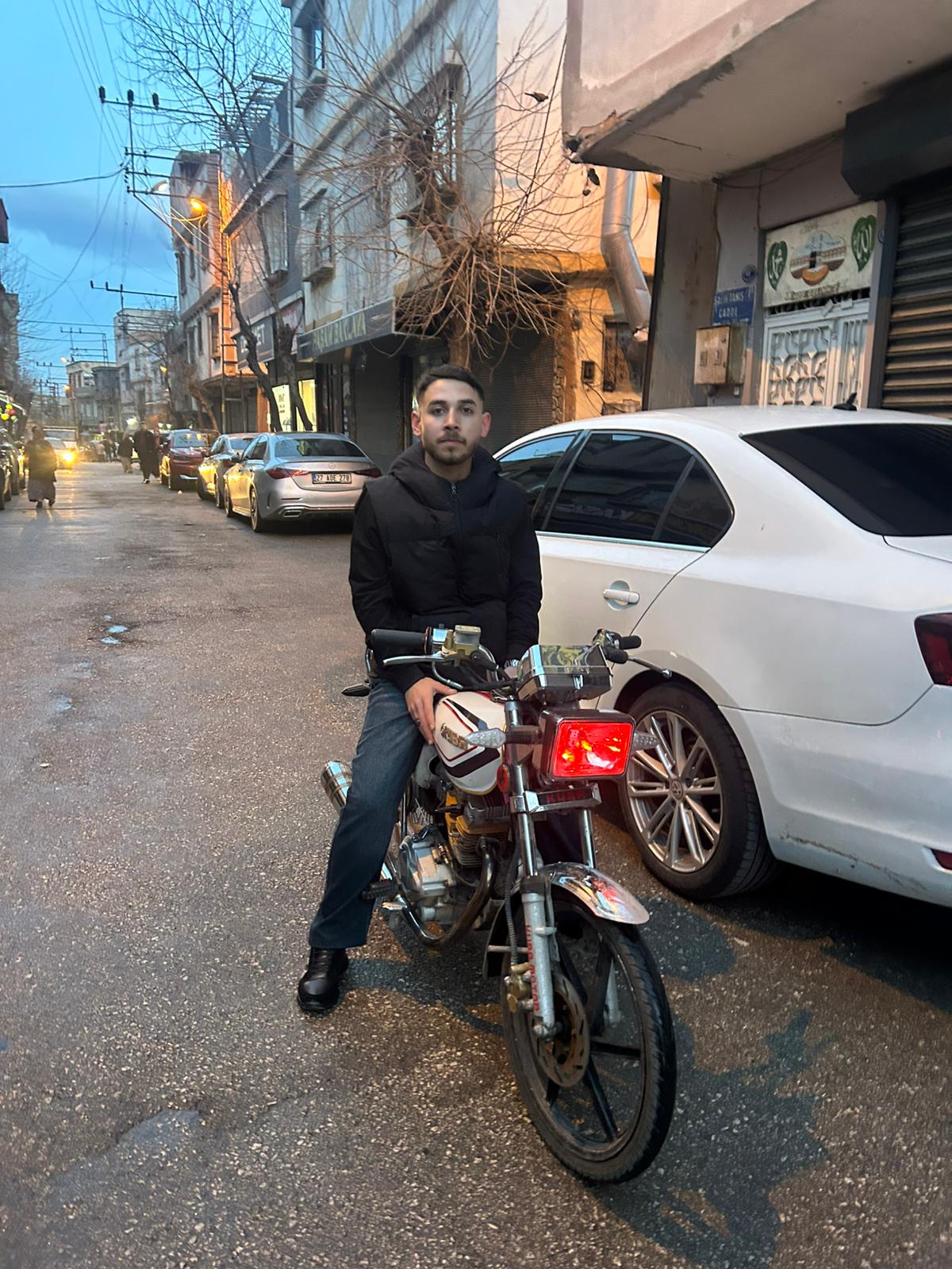 @🦅01_h_a_s_a_n🦅