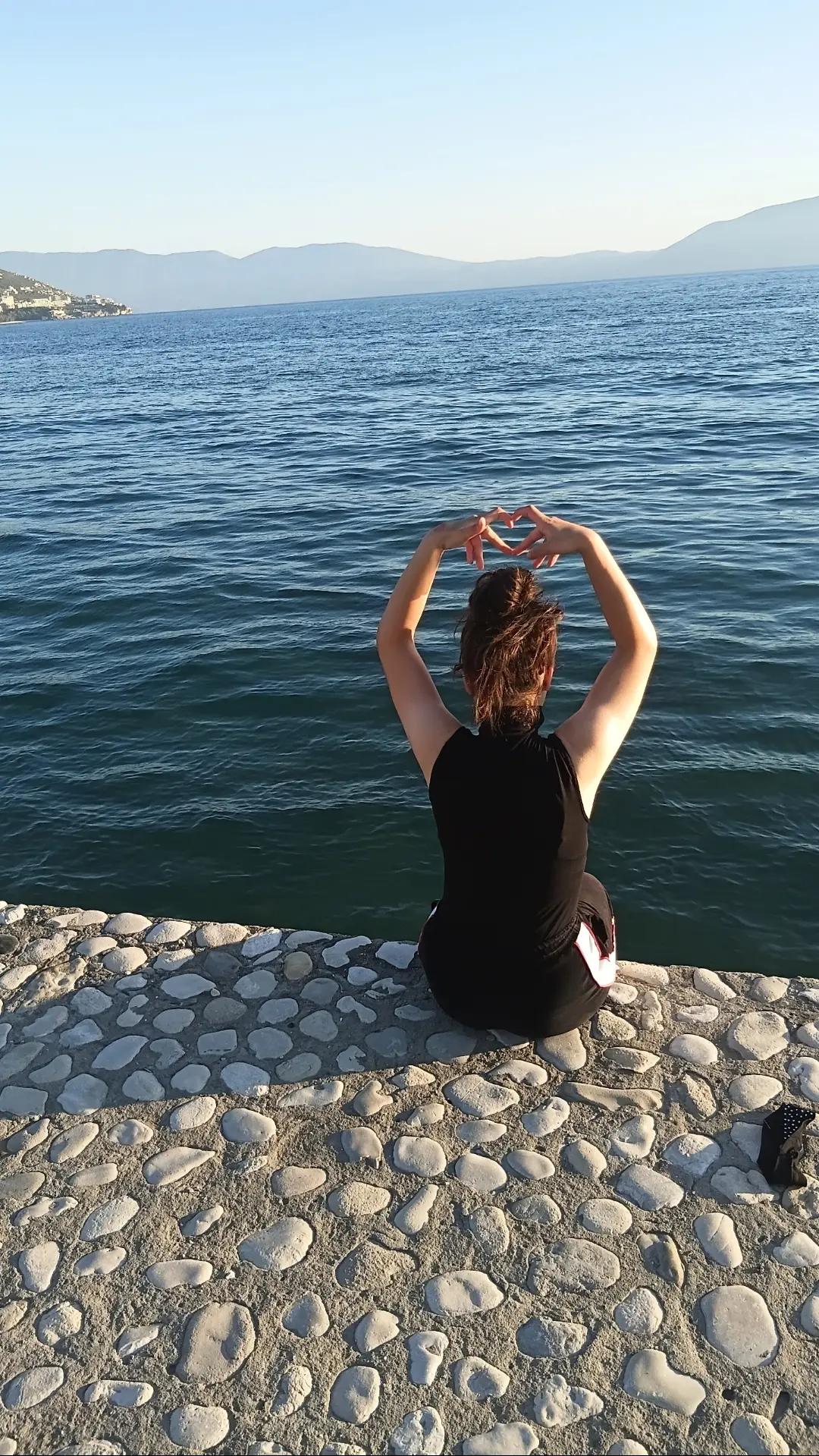 @Xhovi❤️