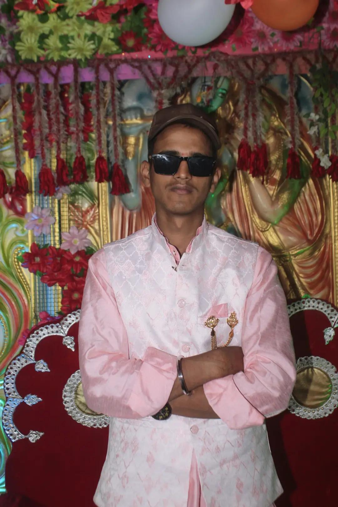 @kundan☠️ Sharma ☠️🔪🚭