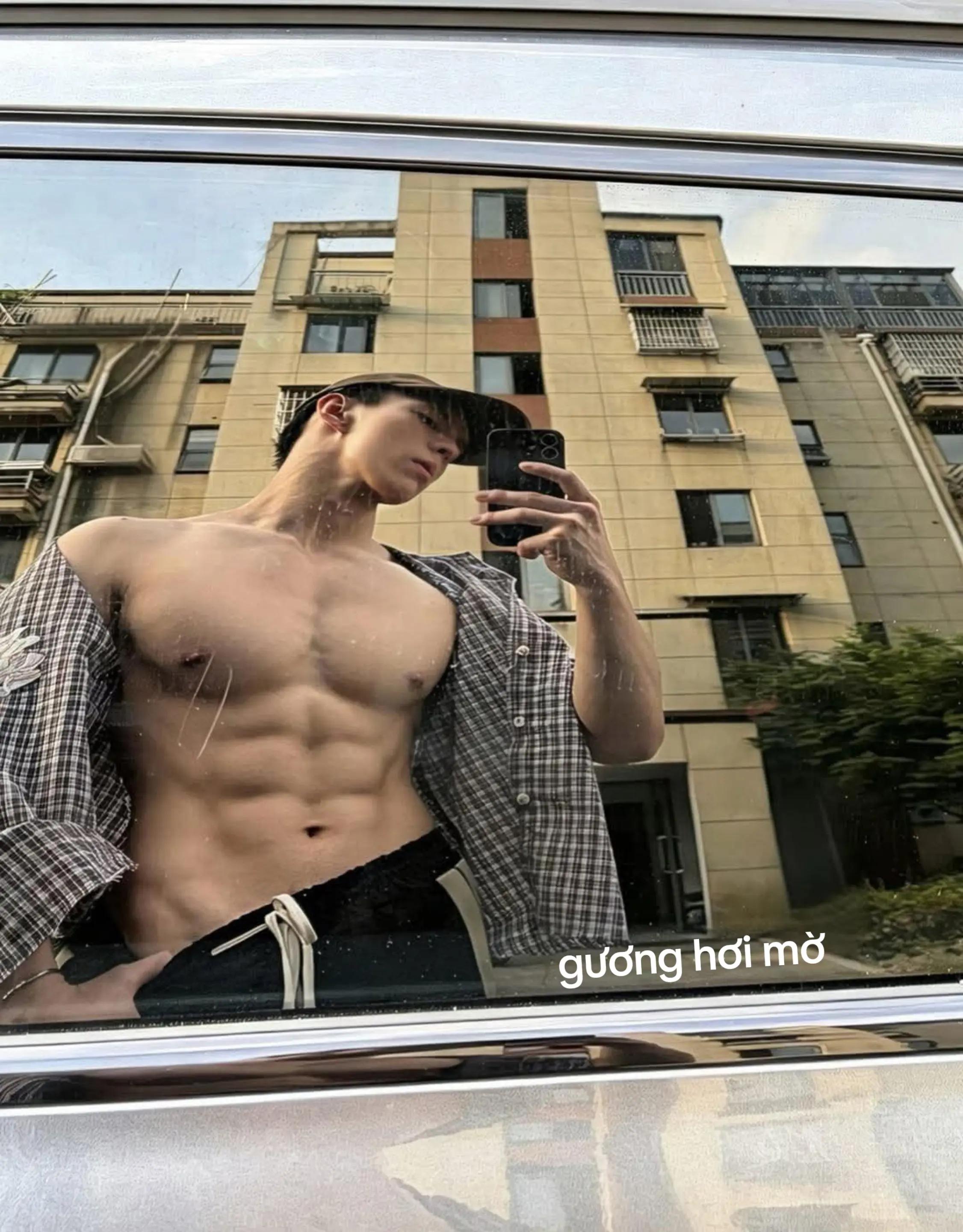 @DƯƠNG N&Egrave;