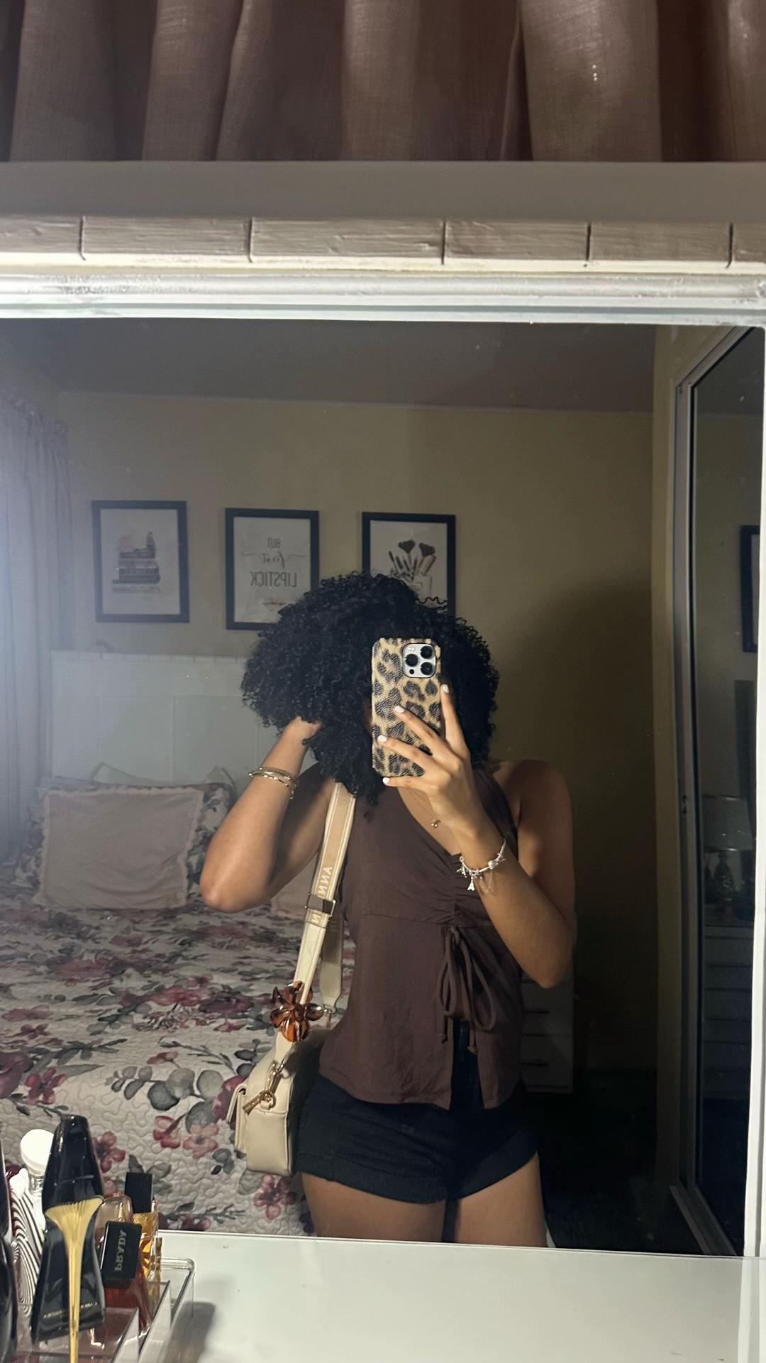 @rosaa.
