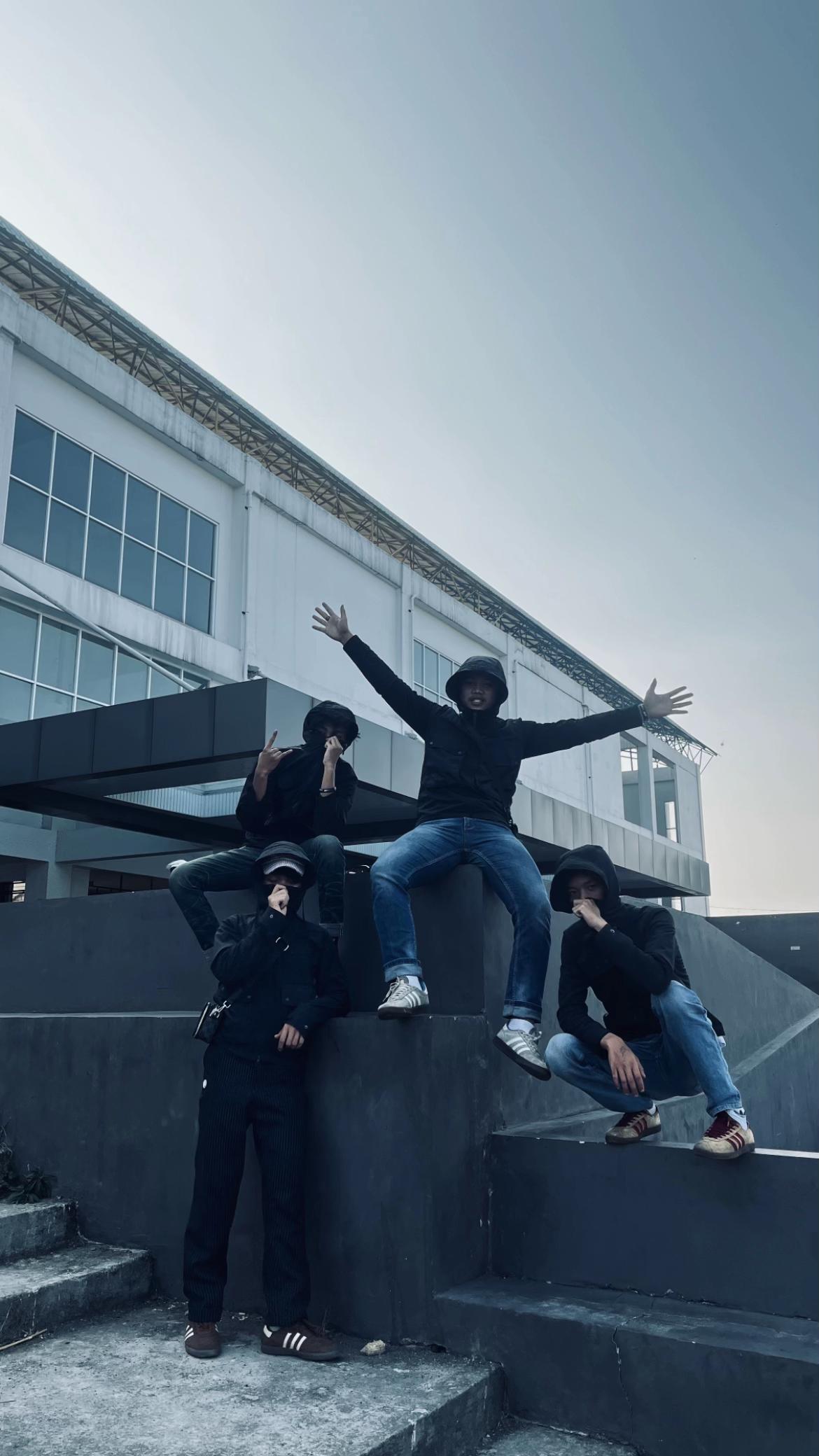@𝐁𝐫𝐢𝐲𝐨𝐧-