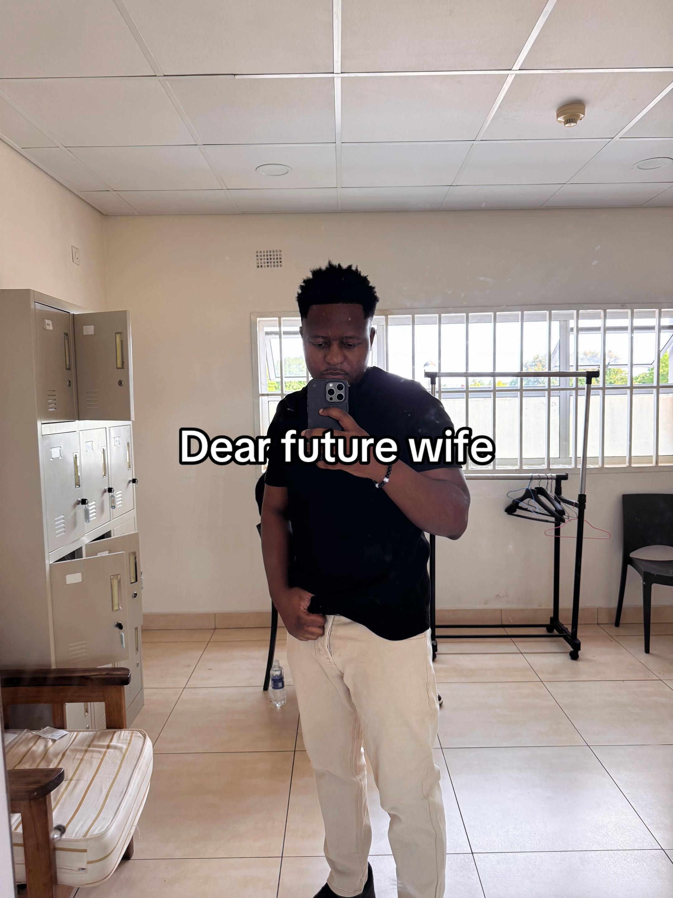 @Mikrophone7