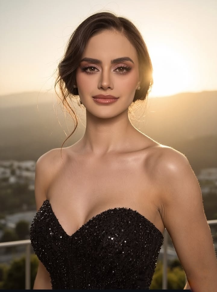 @𝐑&ouml;𝐧𝐲 𝐀𝐳𝐚𝐥𝐝&uacute;𝐚