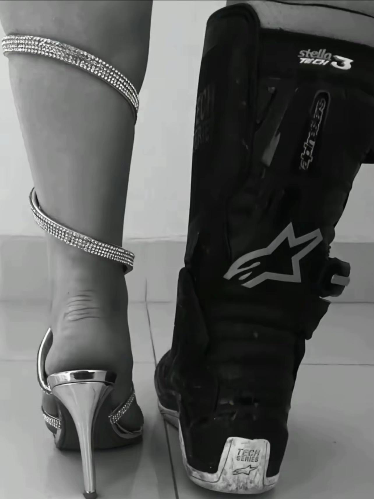 @Anaclaraclario