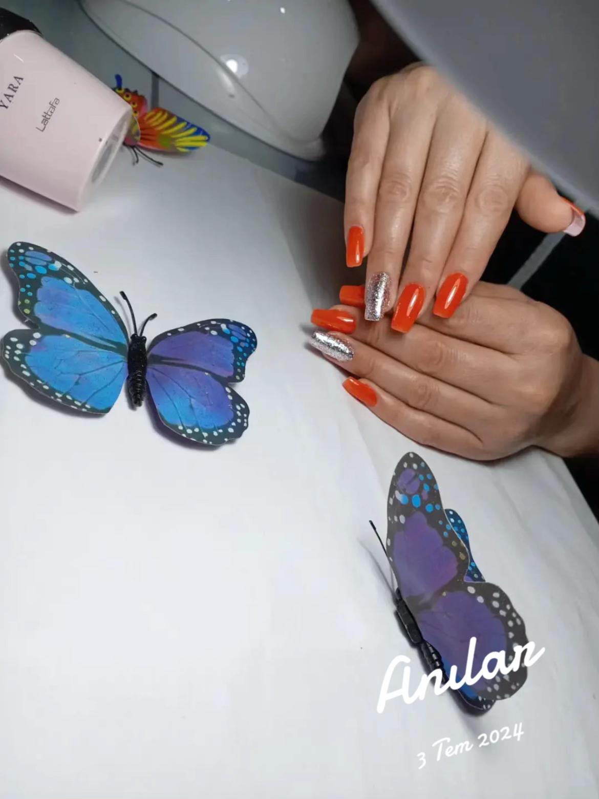 @nails.fira