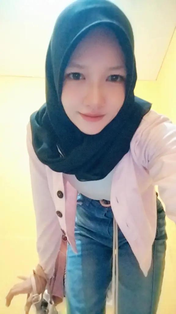 @vinaaseptianaaa
