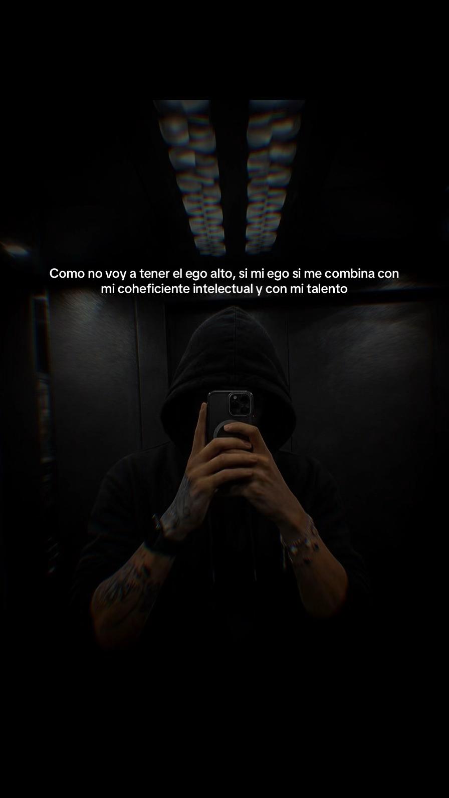 @Esteban García