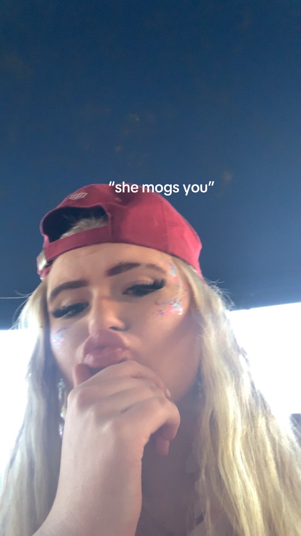 @Maddie 👩🏼&zwj;❤️&zwj;💋&zwj;👩🏼🥹