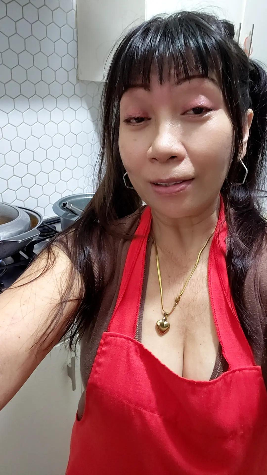 @yummychef maria padilla.