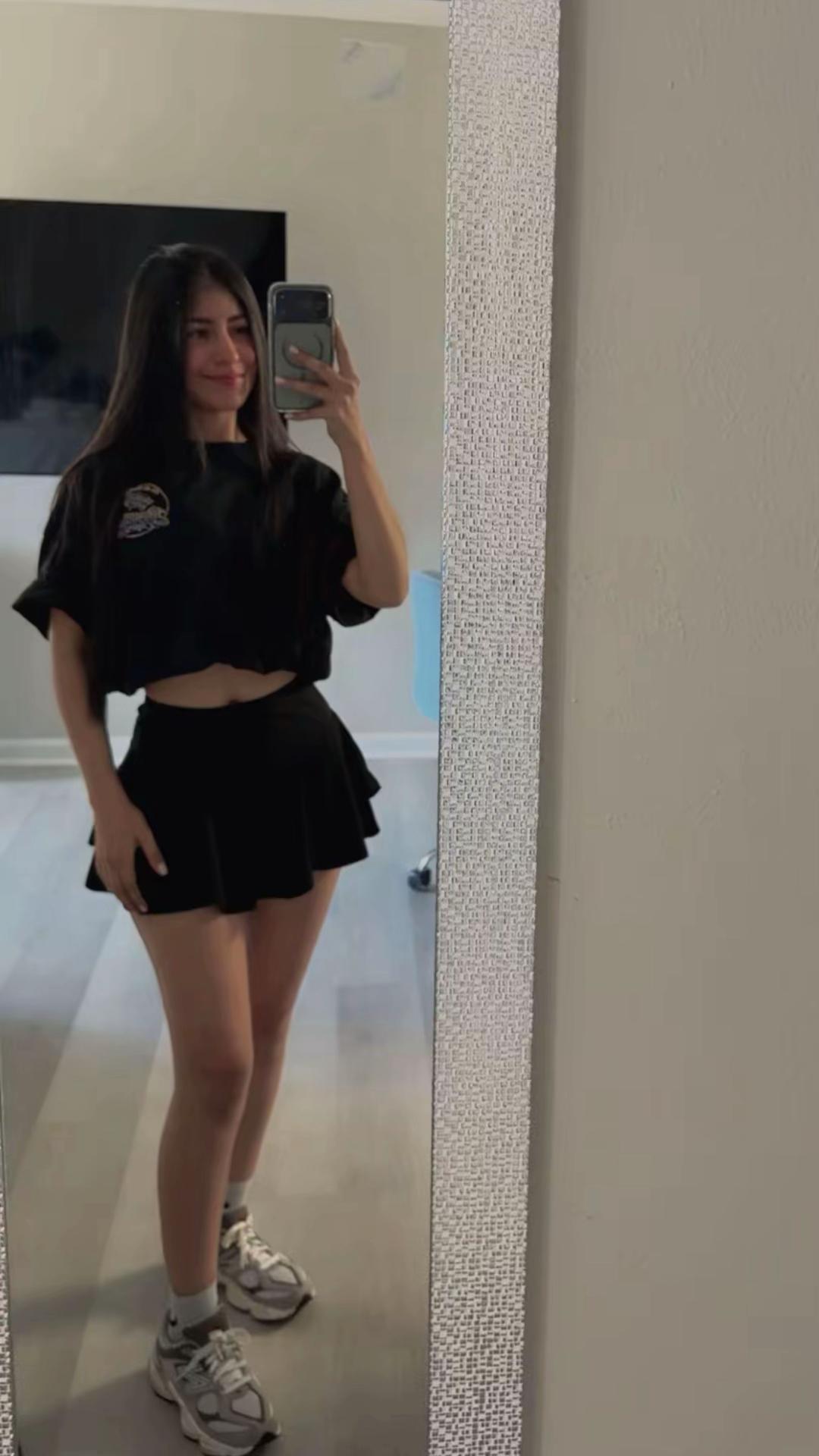 @R A Q U E L