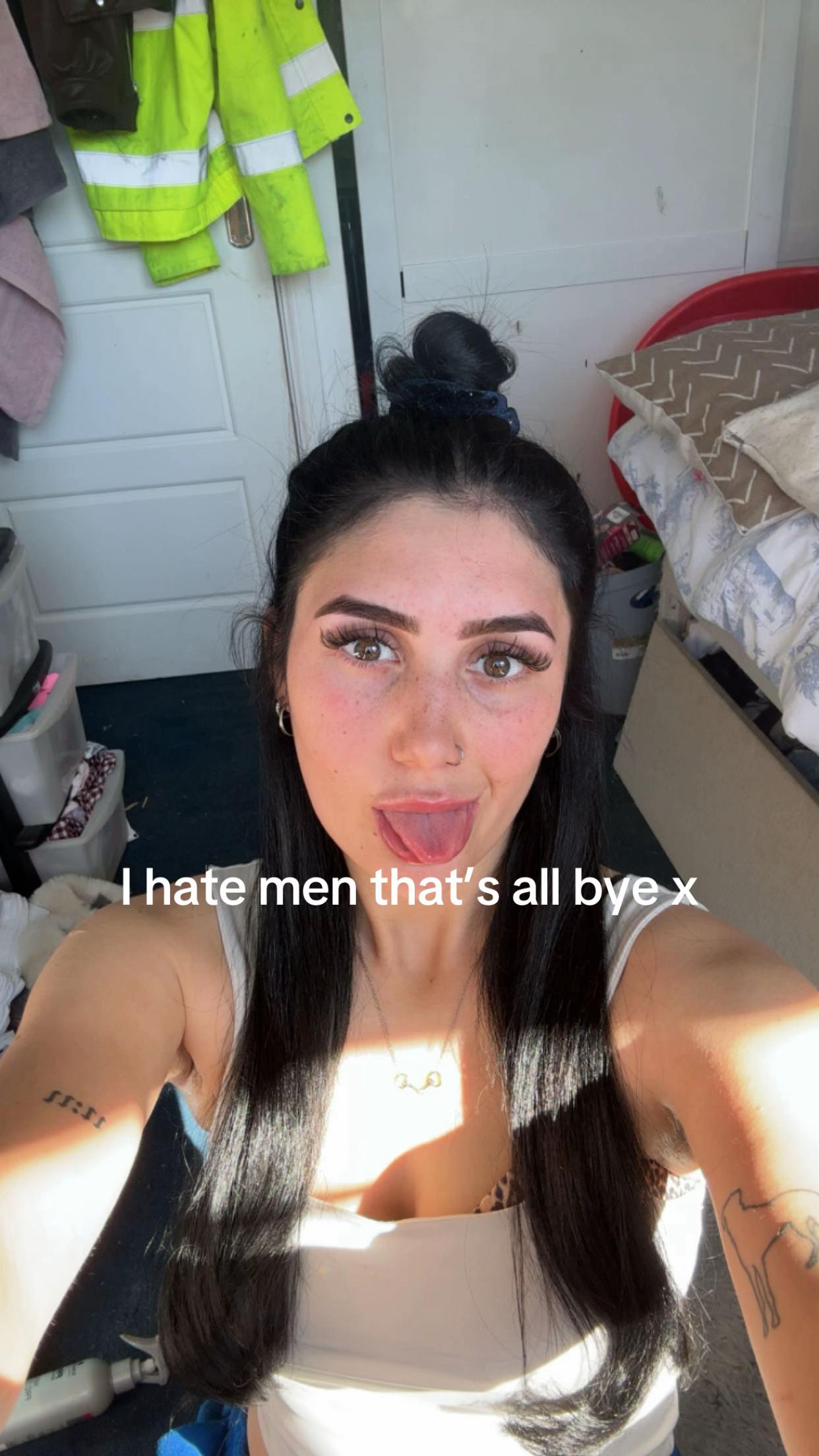 @dais