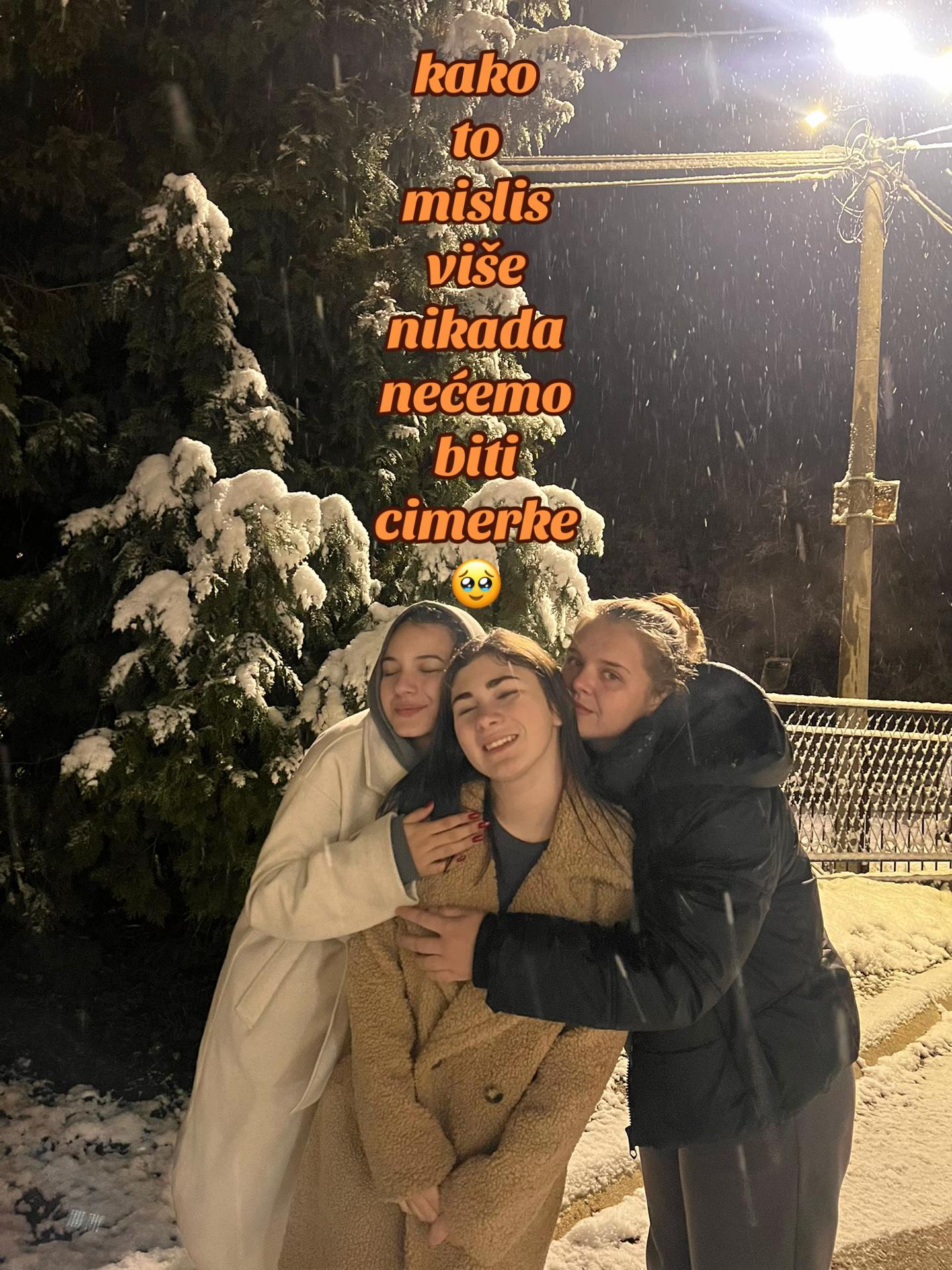 @milica♡