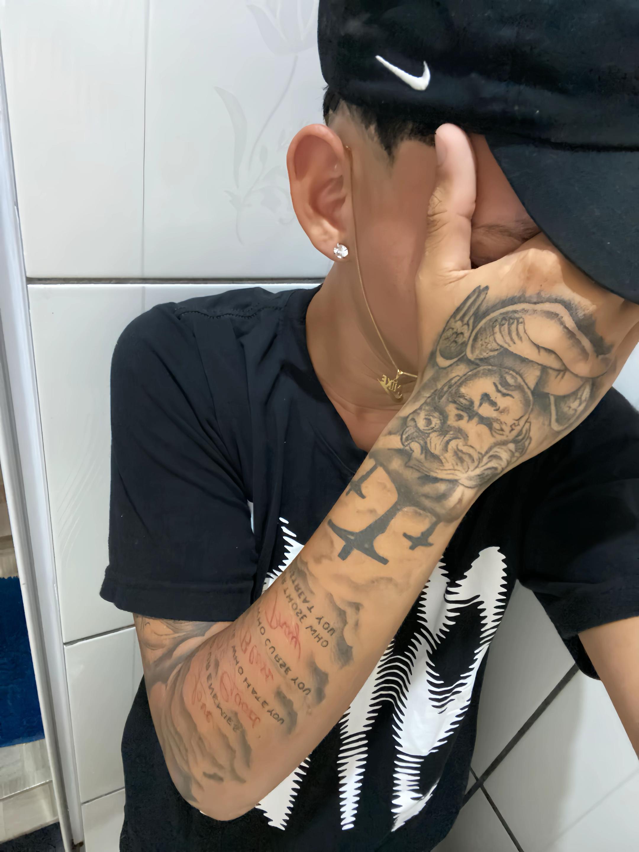@Atr