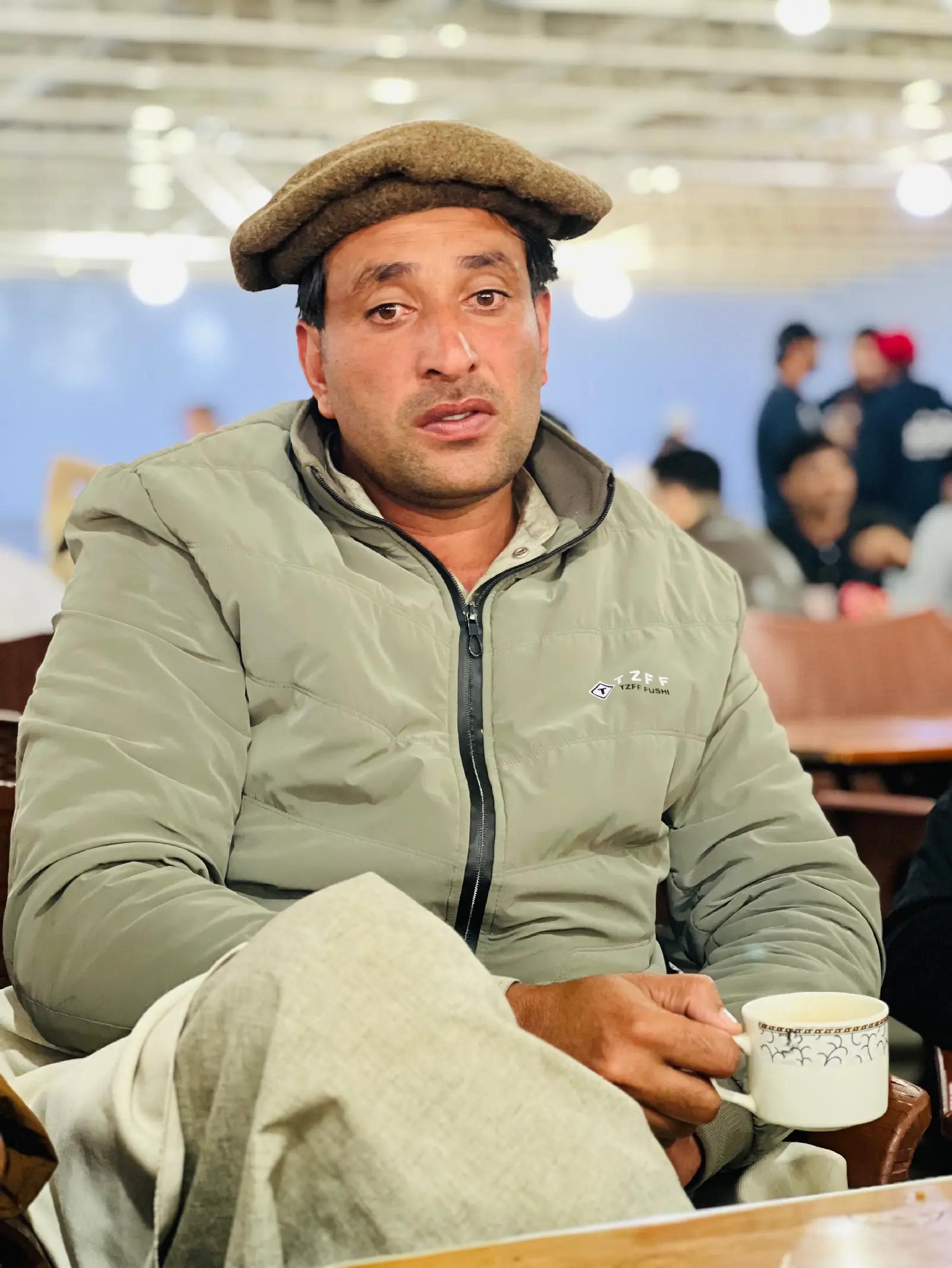 @abuzaradil812