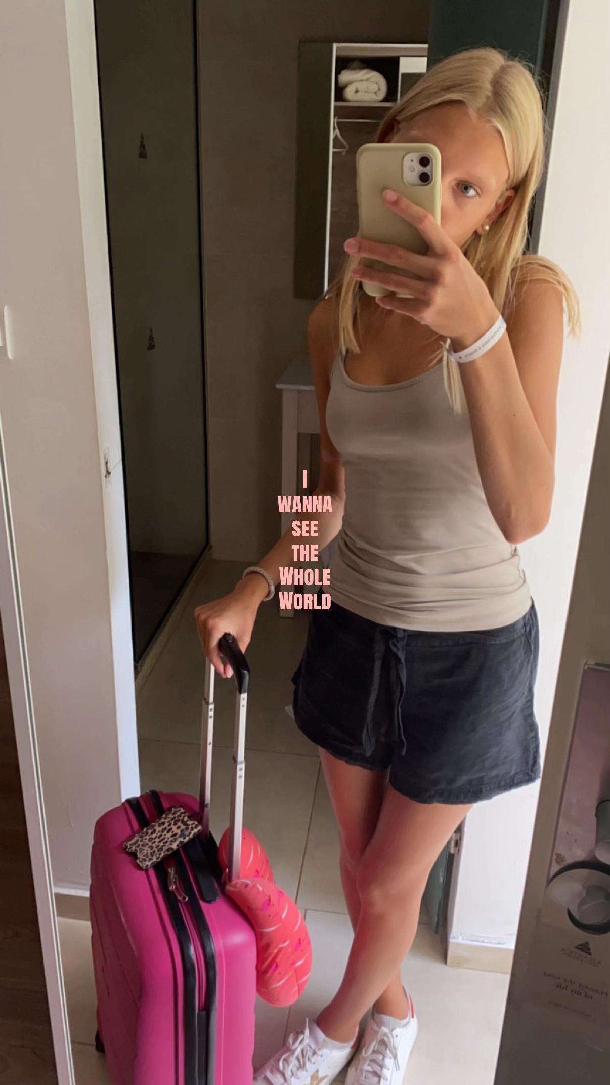 @Emmzzi