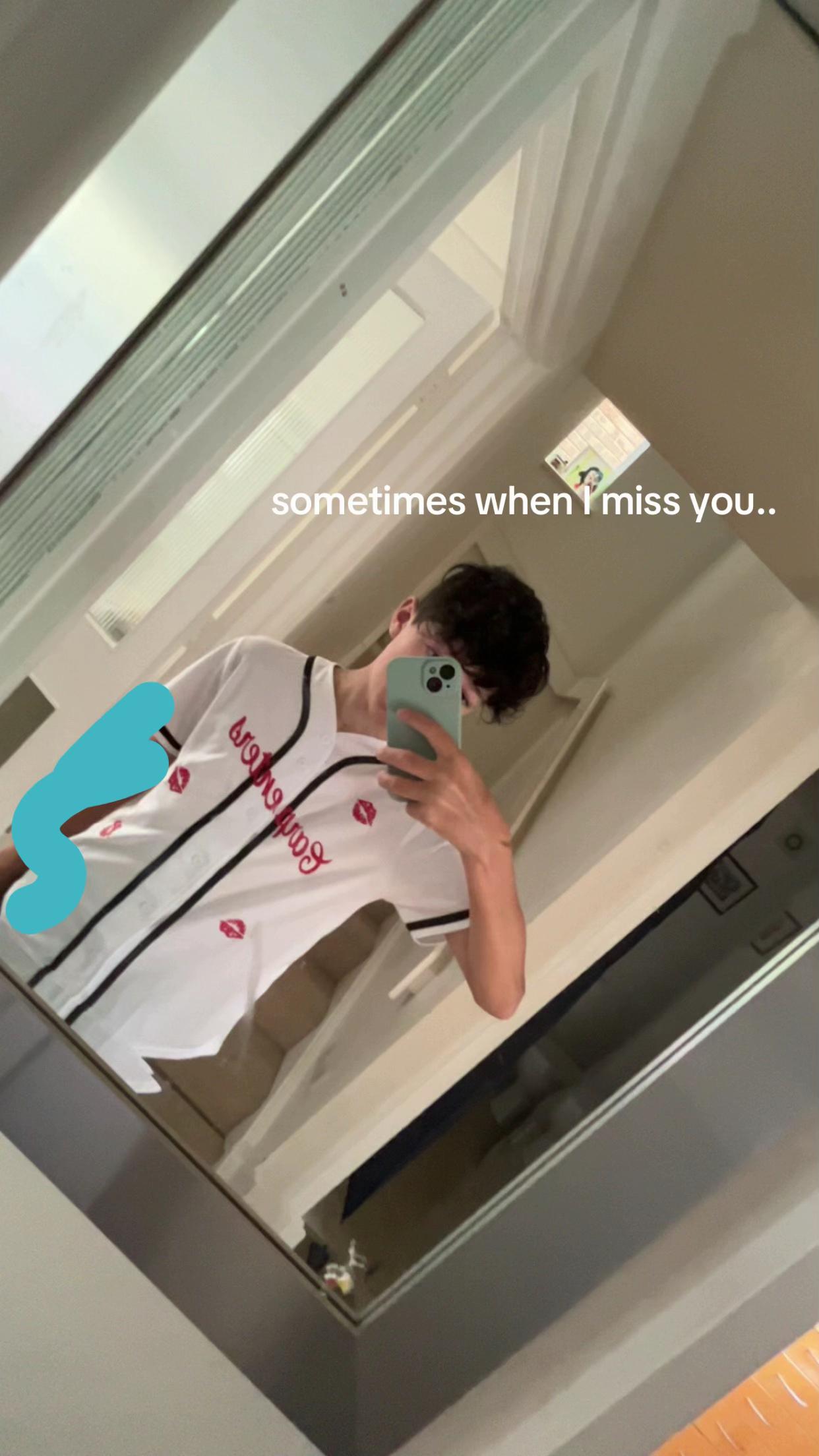 @๐๐ซ๐๐ง๐ค๐ข๐ ๐ฉป๐ชฝ๐ซ
