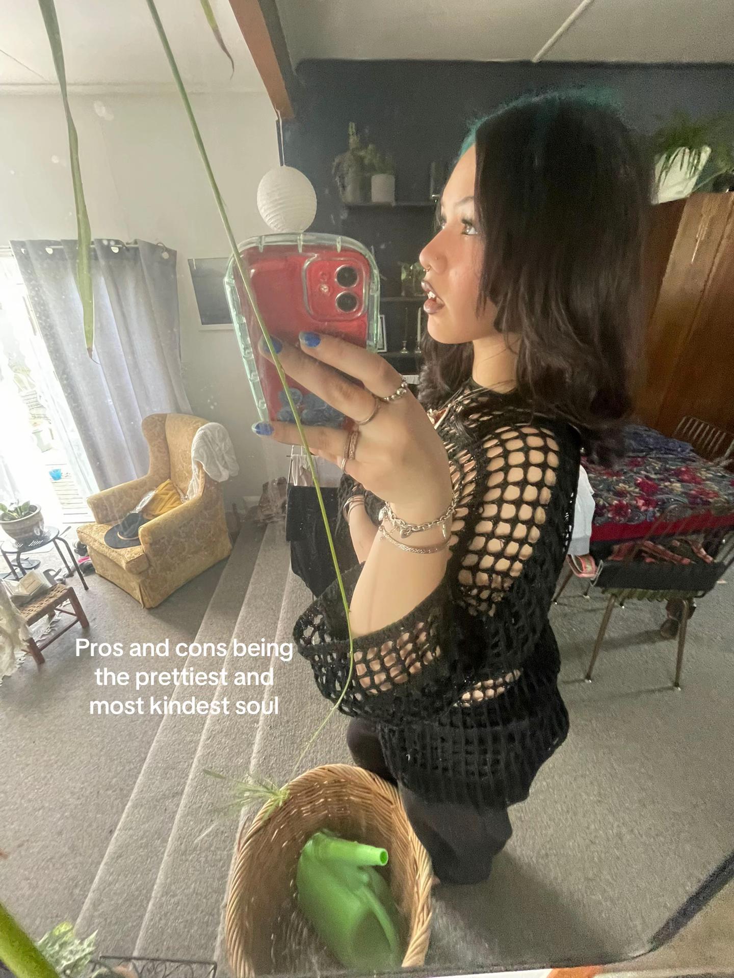 @Lizzyy