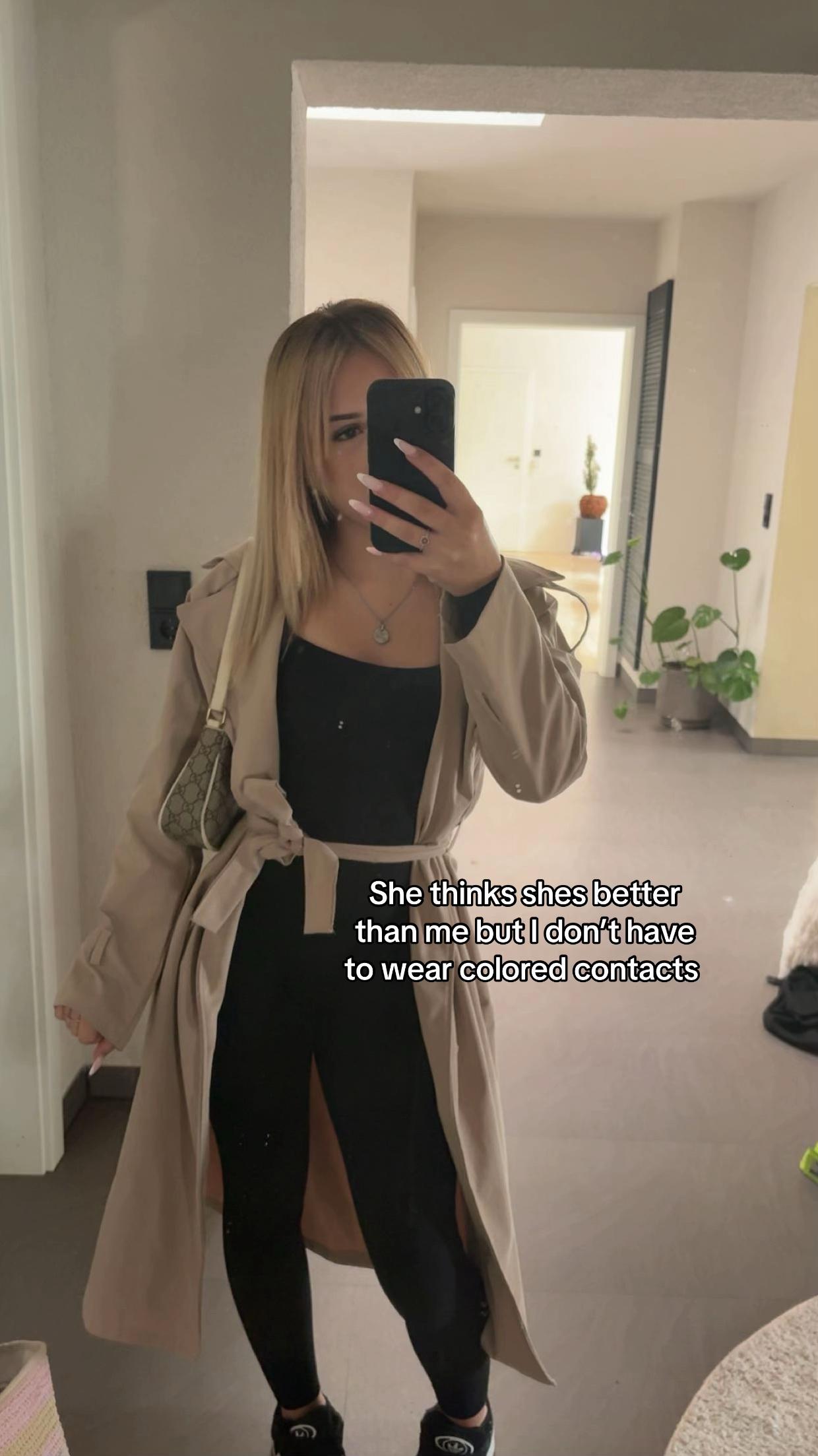 @𝐡𝐞𝐫𝐦𝐢𝐧𝐞