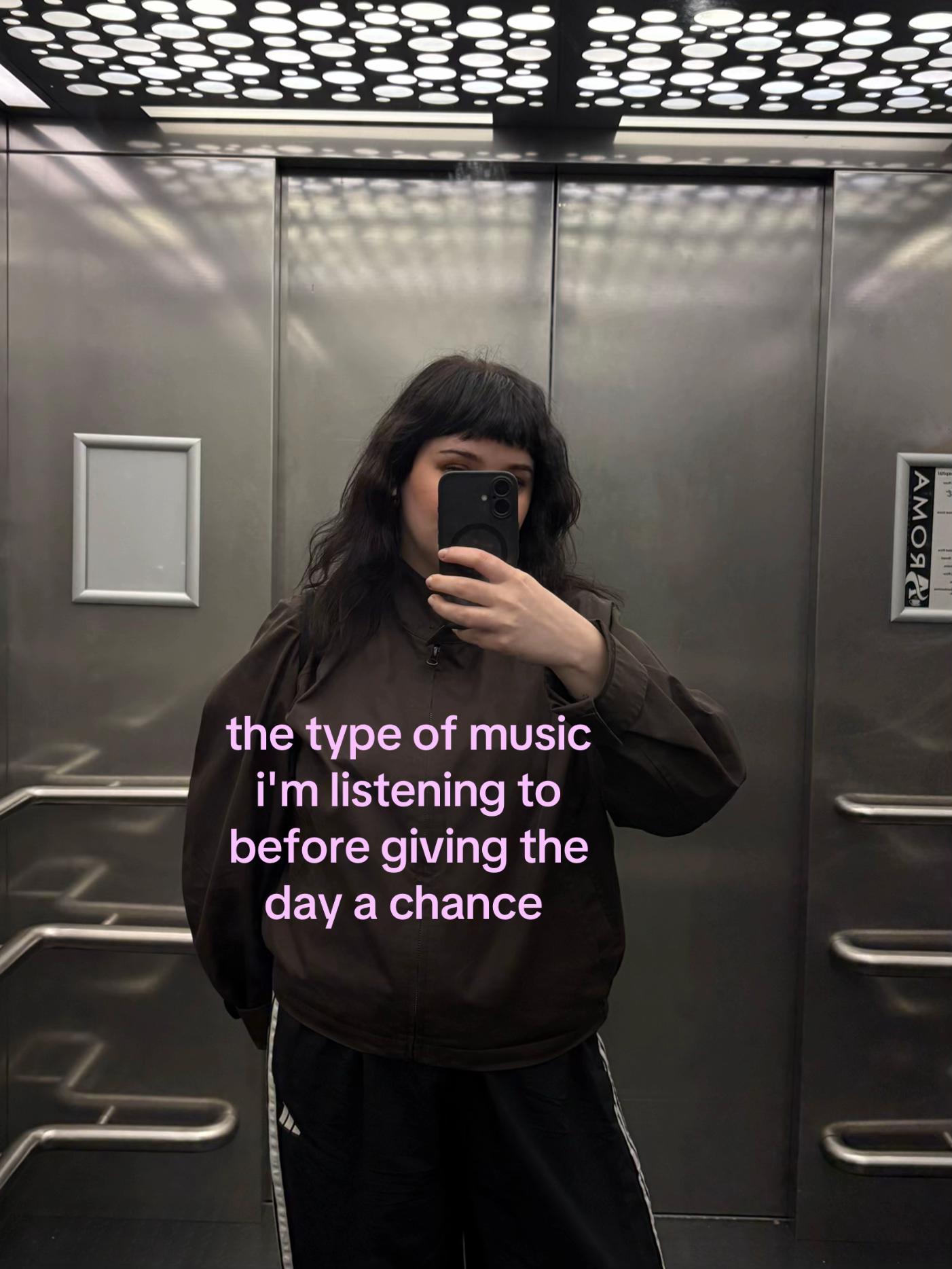 @caireann ⋆˚꩜。