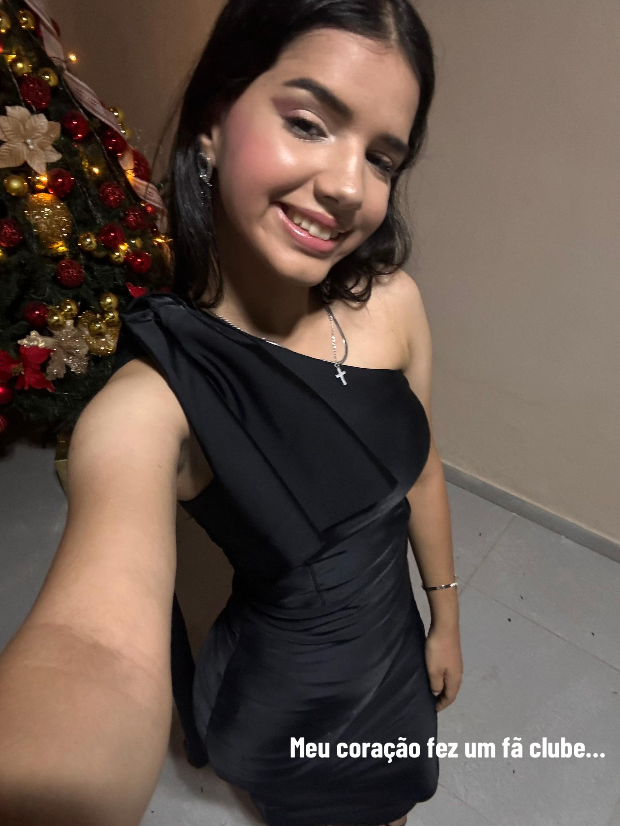 @𝓗𝓲𝓵𝓵𝓪𝓻𝔂 𝓜𝓪𝓻𝓲𝓪𝓷𝓮