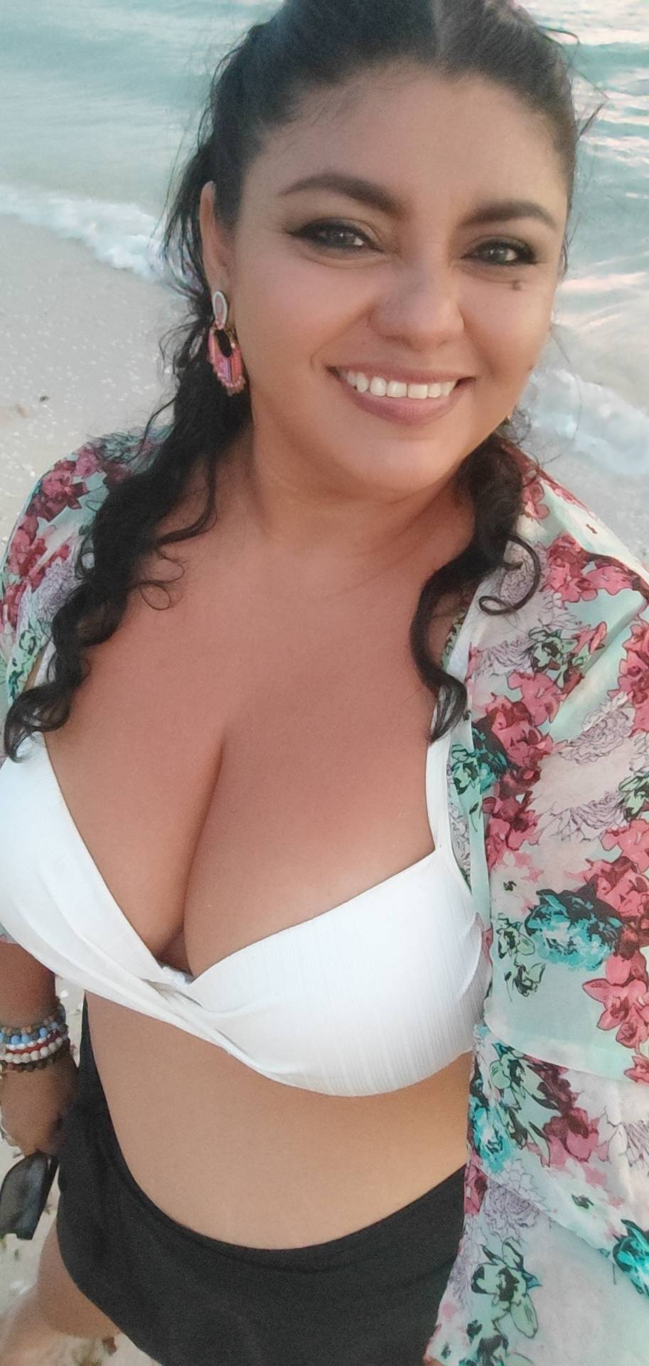 @Elizabeth Lara